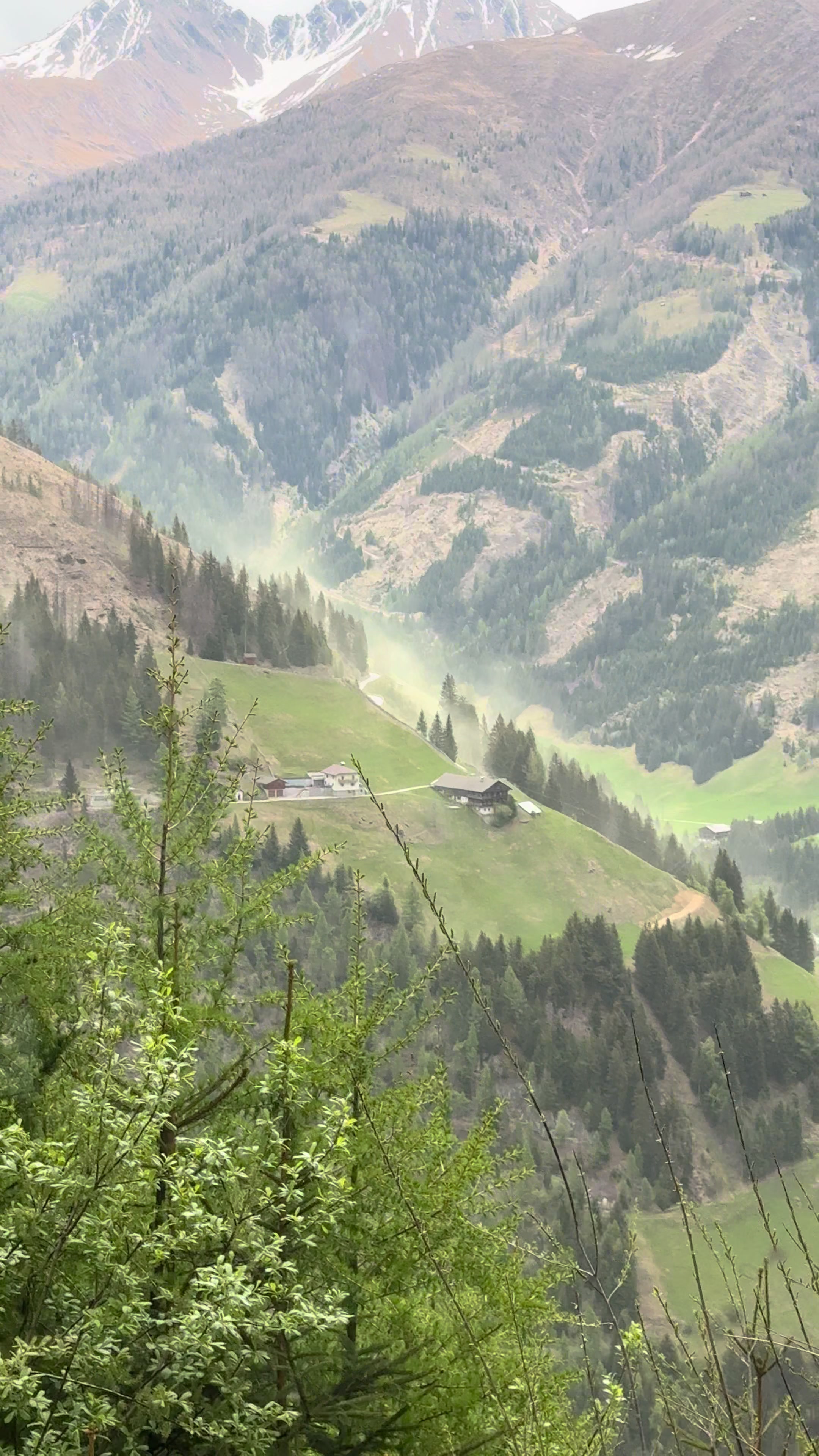 @Florian_Andreas_Music