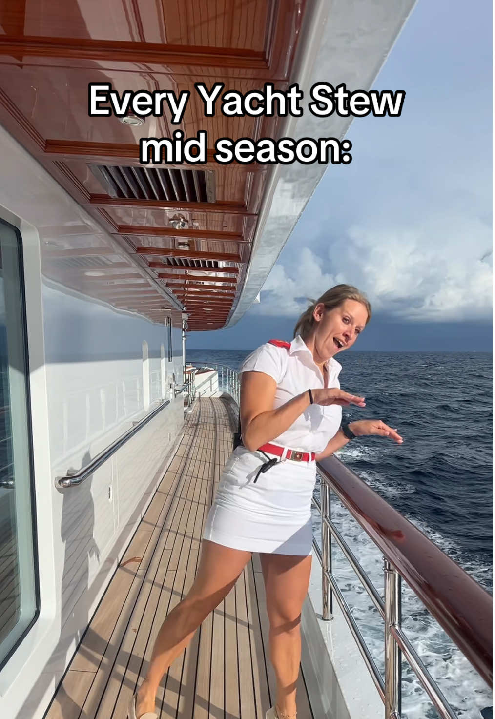 @StewardessLara