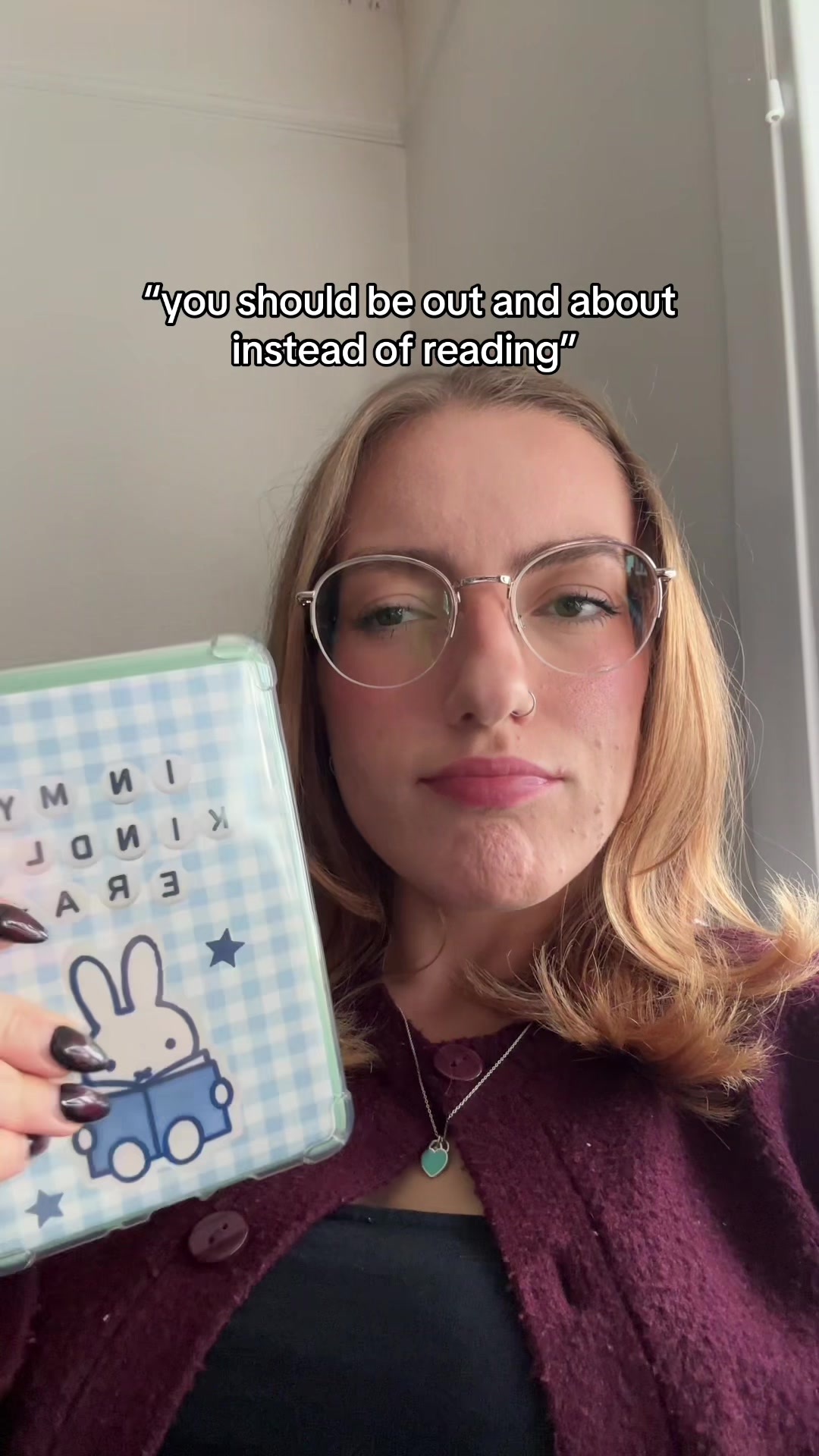 @what.rose.is.reading