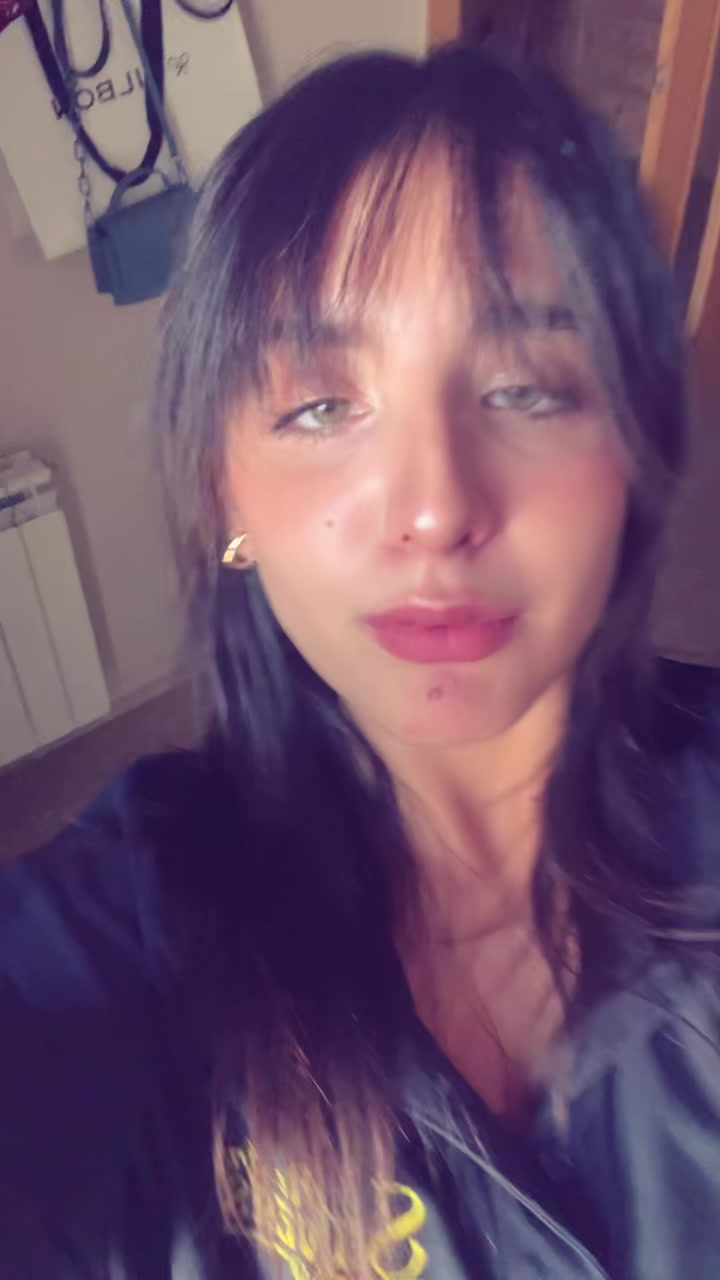 @Val <3