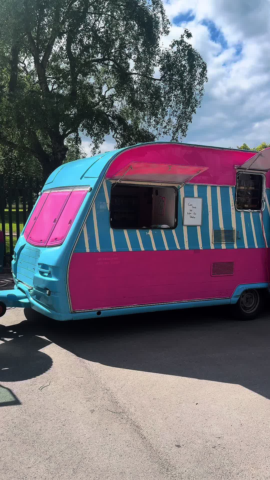 @Lickedy split treat caravan