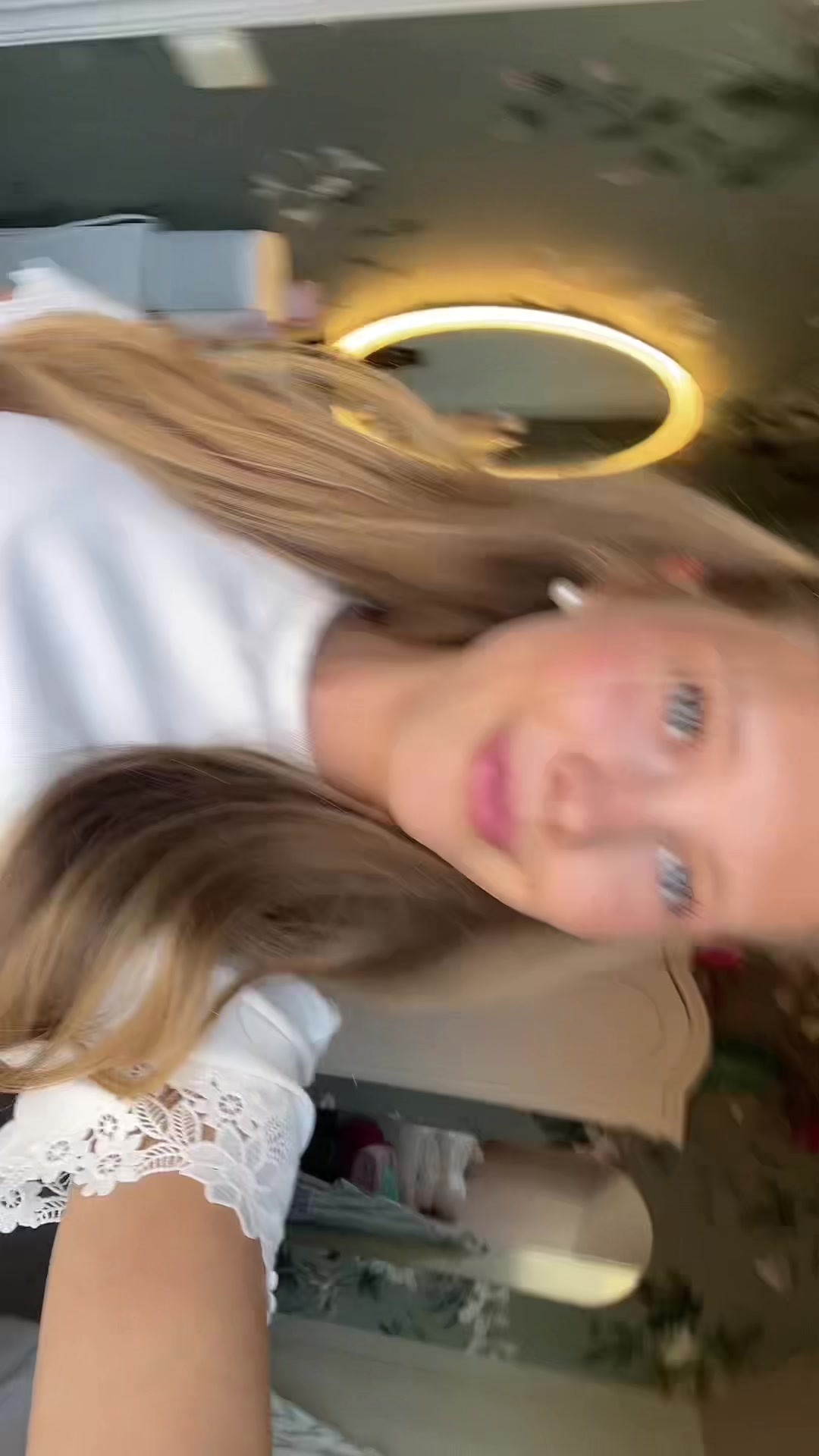 @Nora