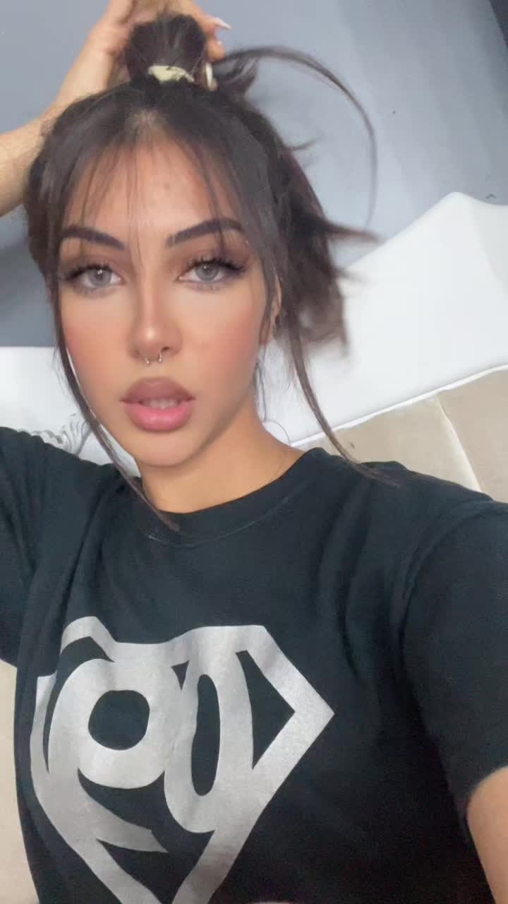@heliiawi._