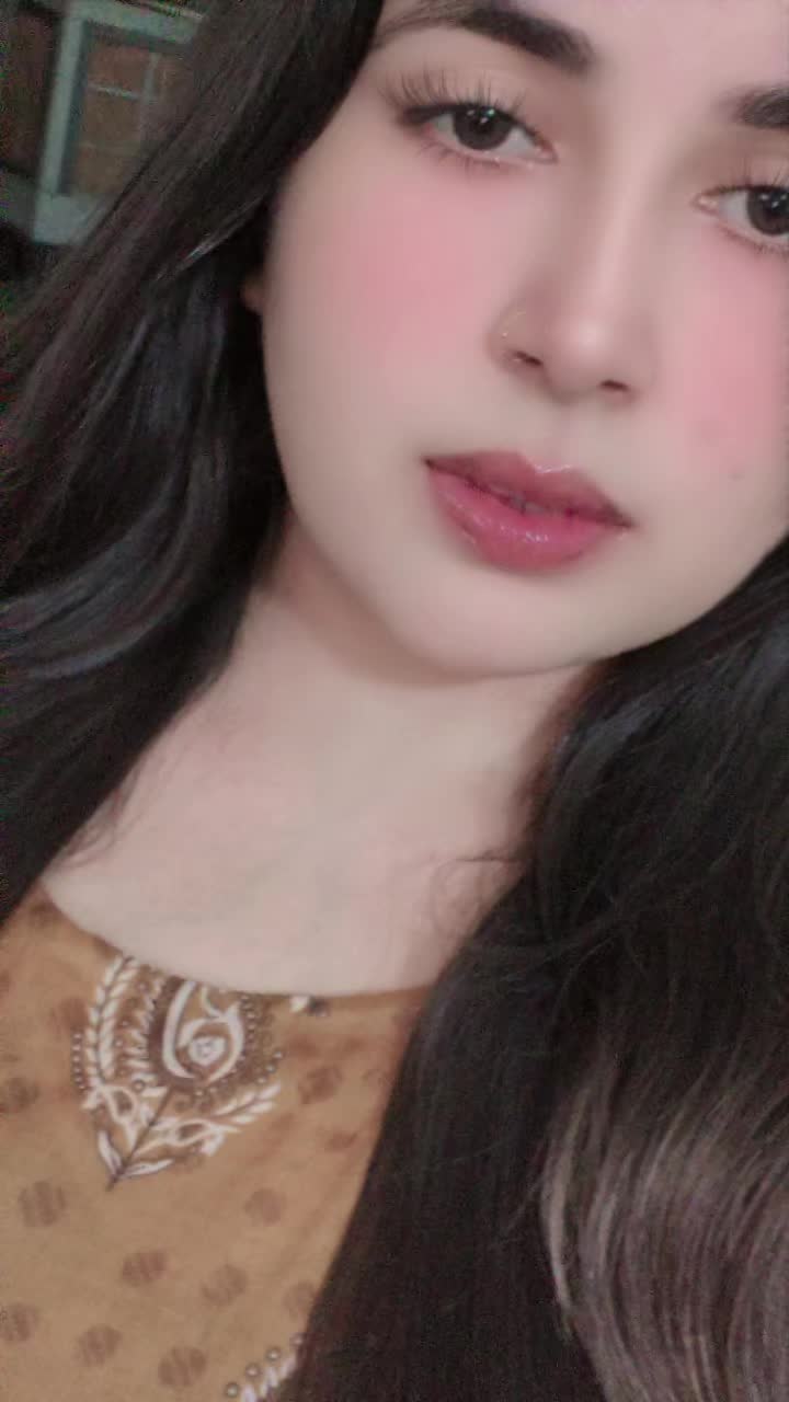 @missqueen2064