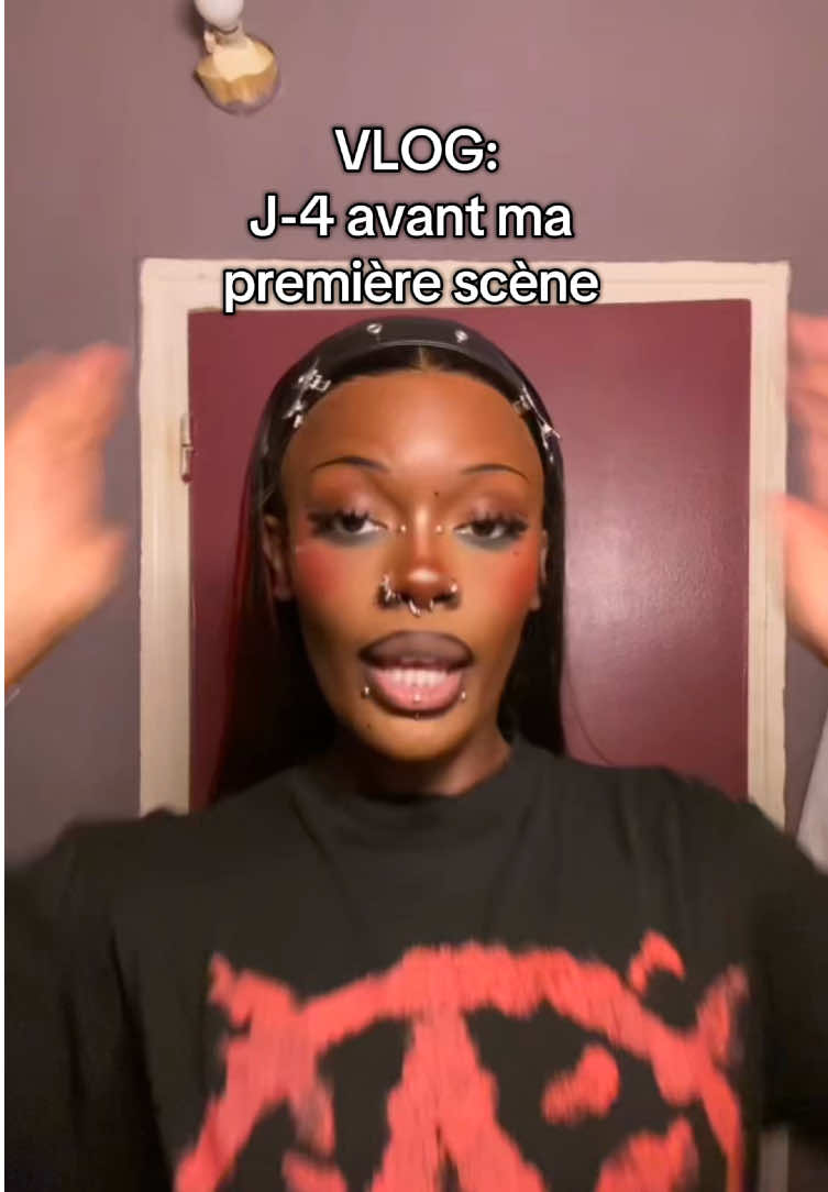 @Cookie Tsunami 🧛🏾♀️