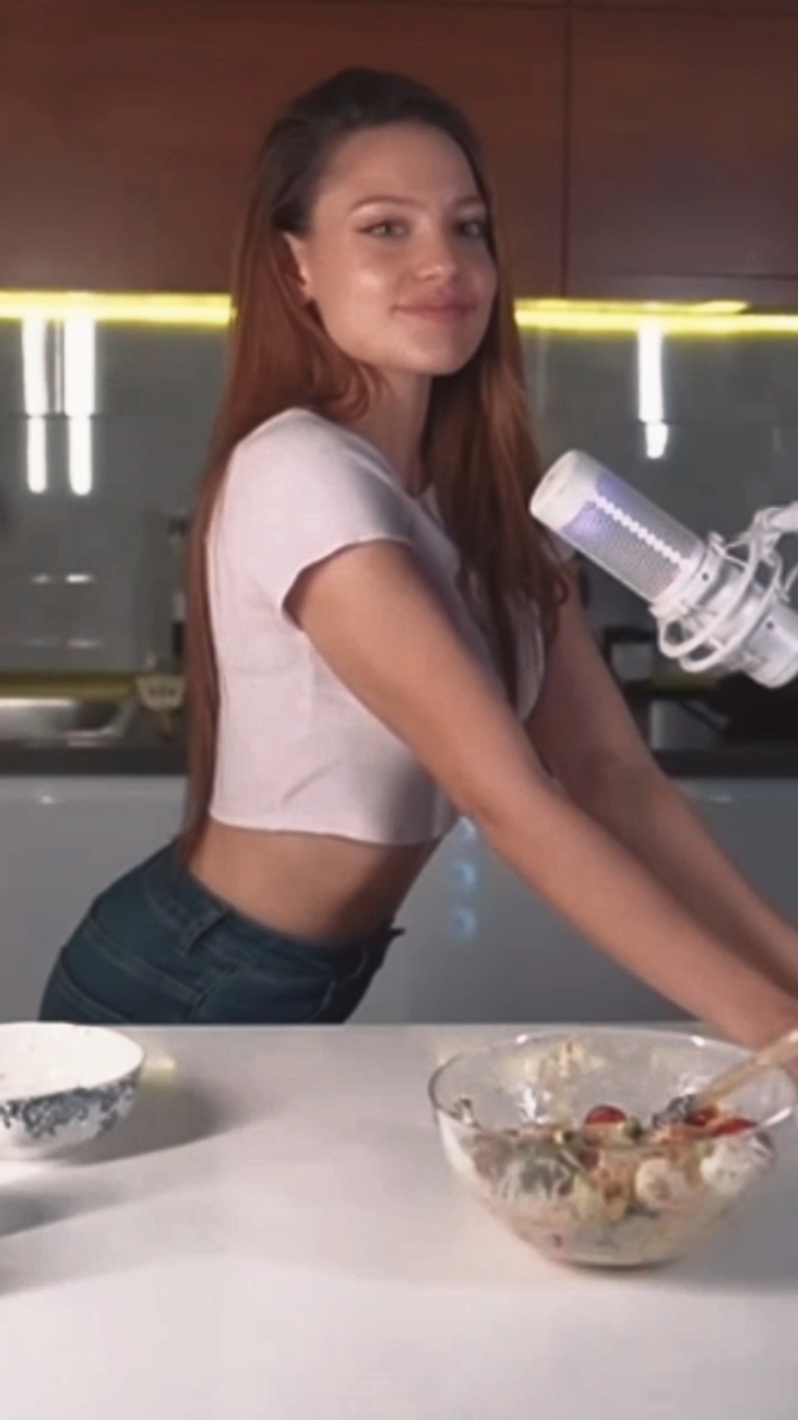 @😎