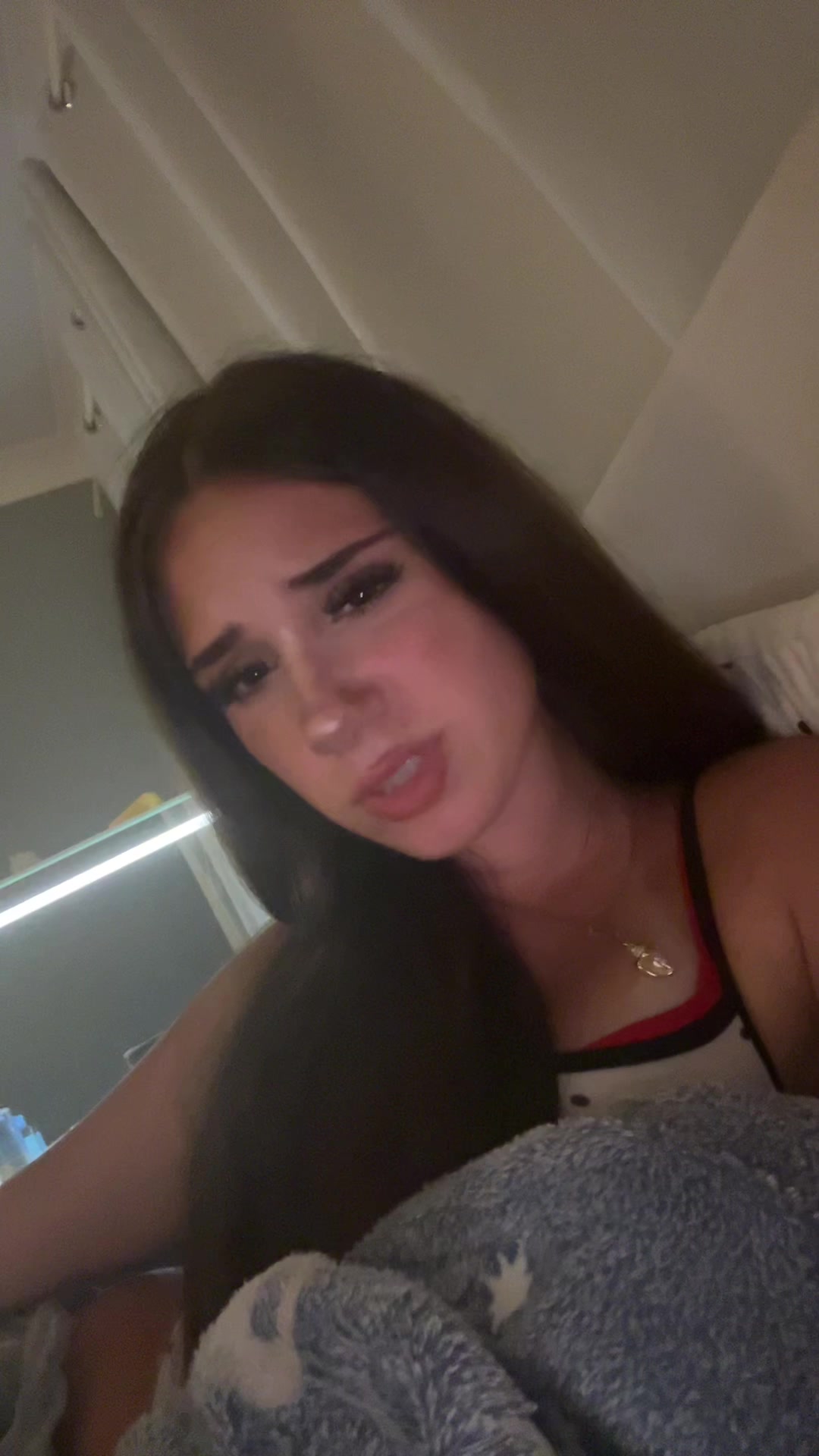 @Spam👀