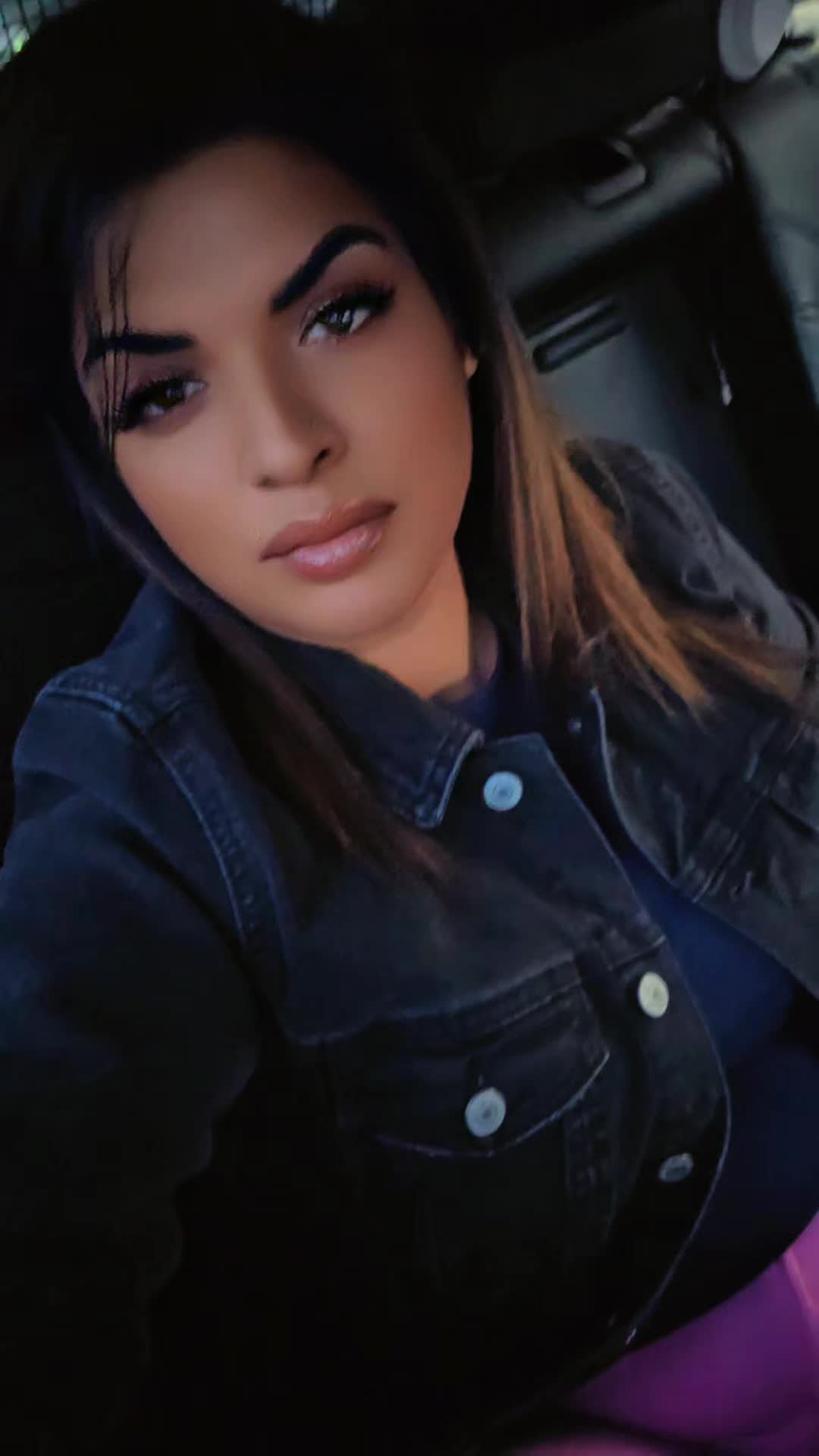 @morenaaa
