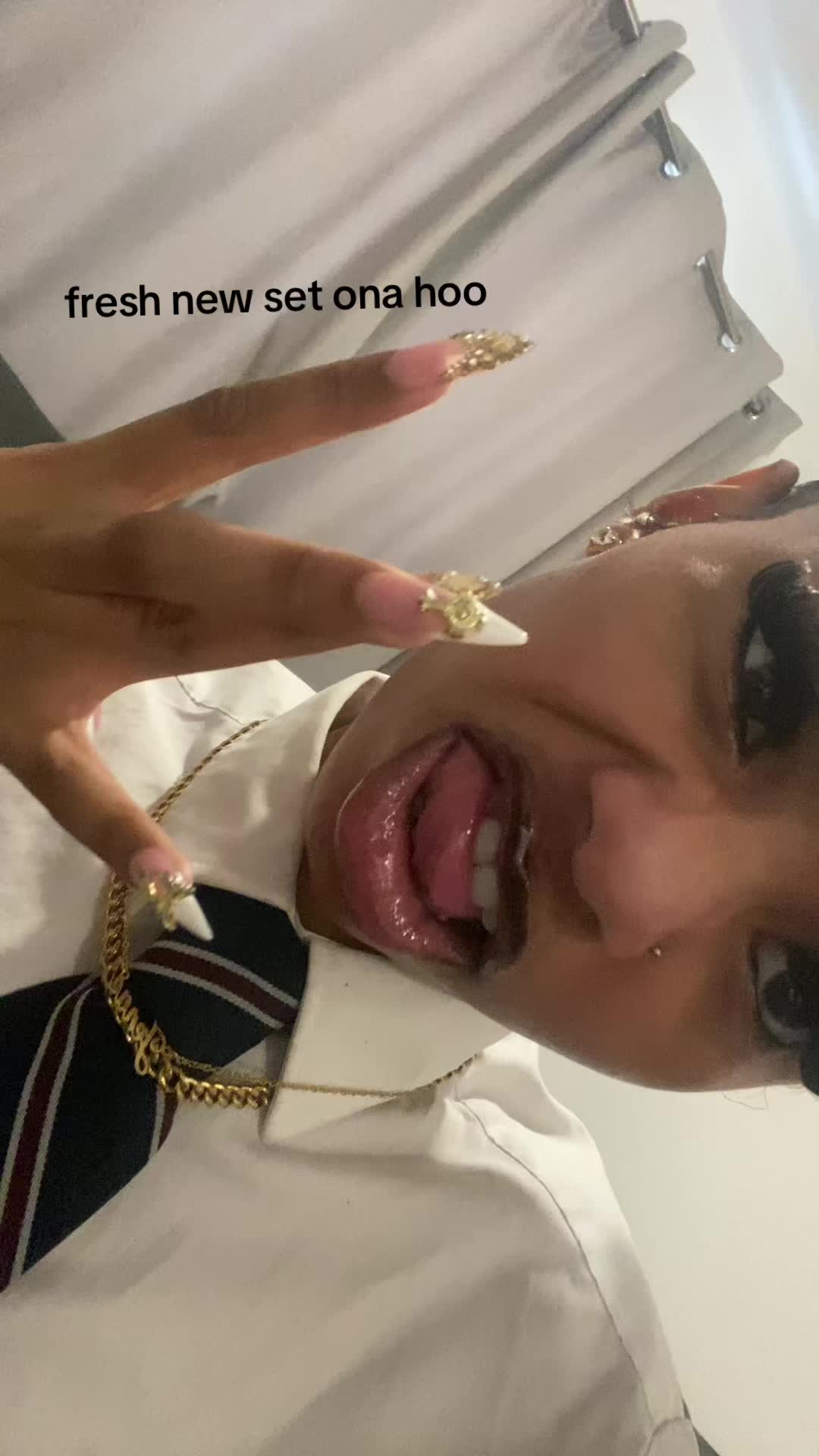 @#whysoserious😵