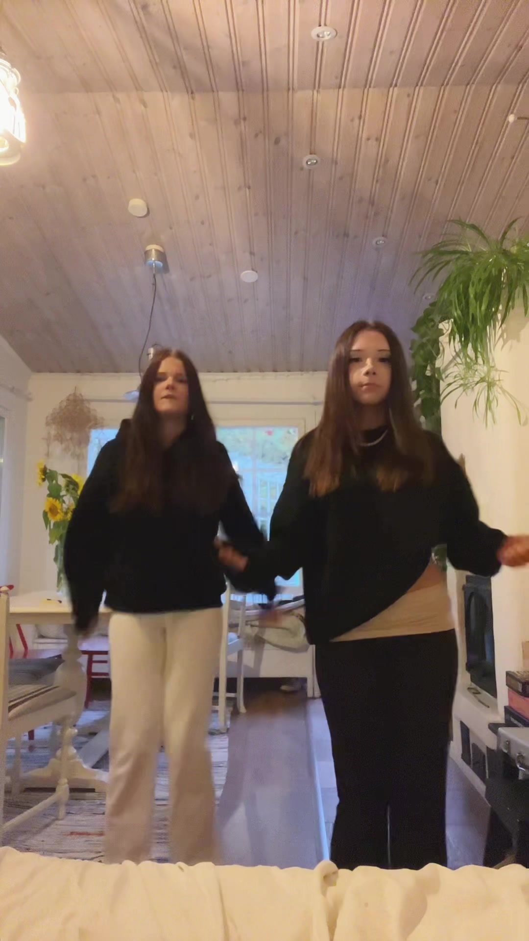 @Iina&Elkku