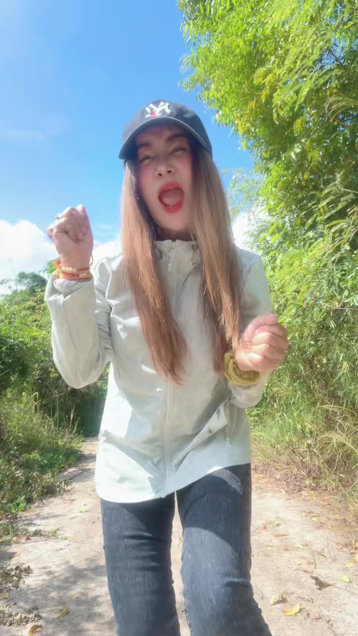 @Natalie🇹🇭🇬🇧