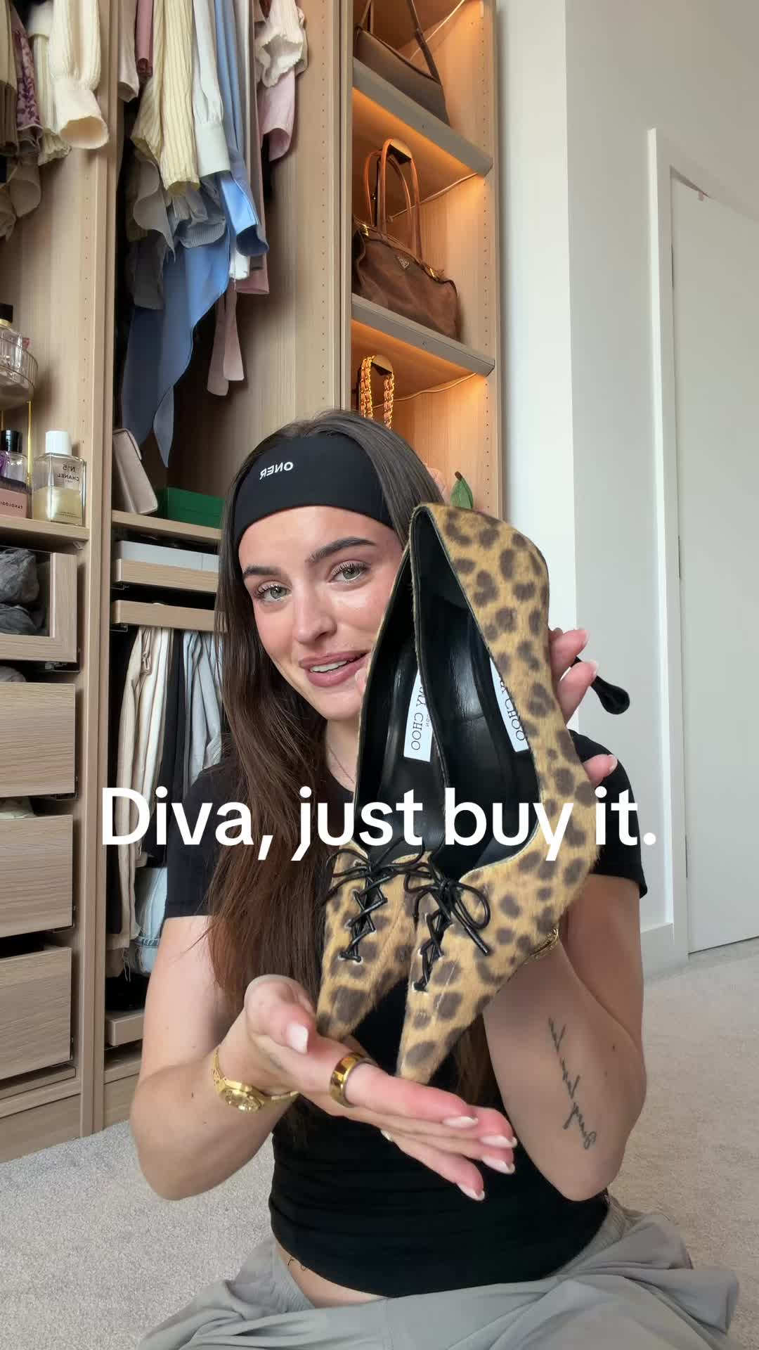 @MIA GREEN