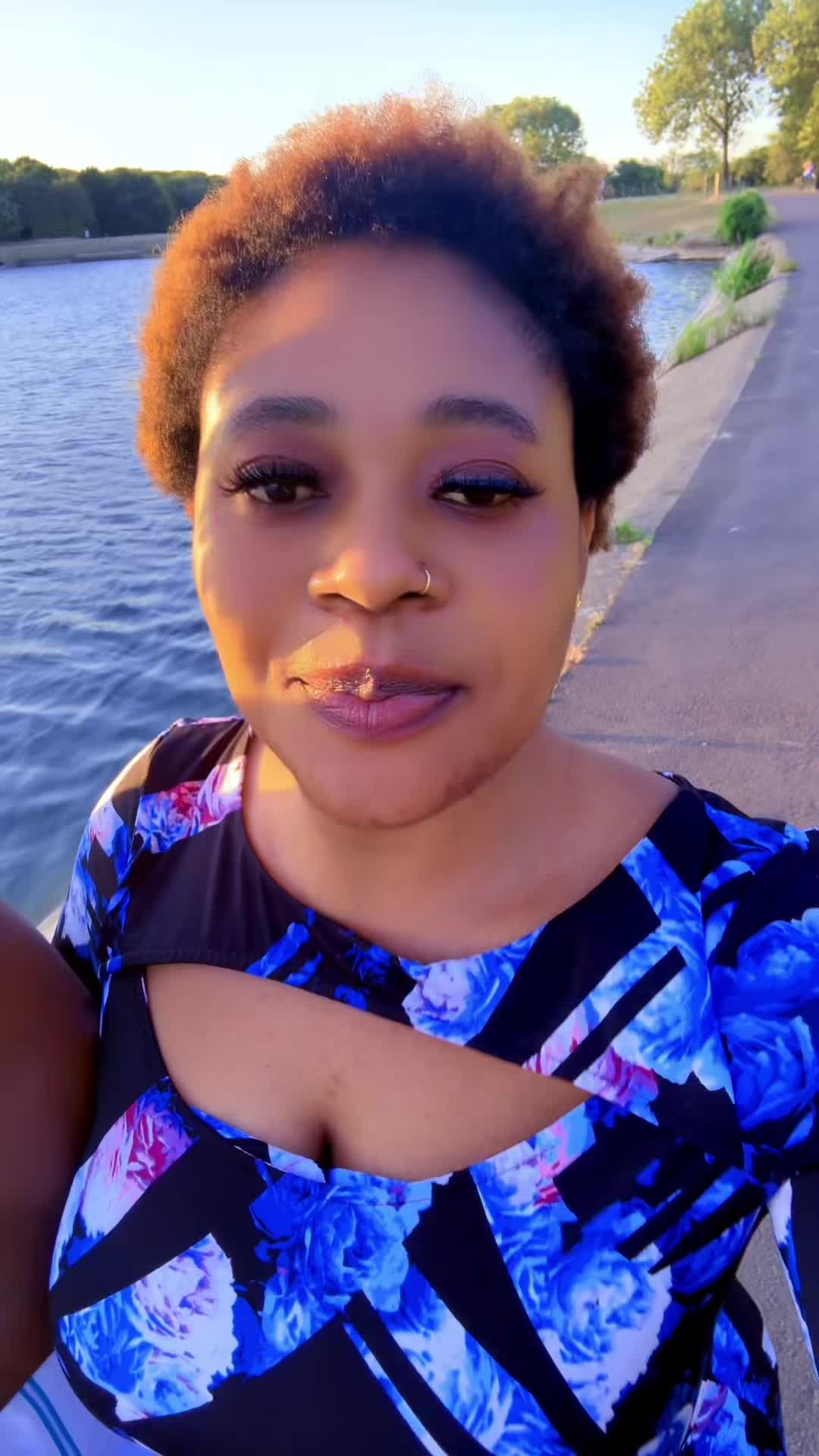 @queenlit06