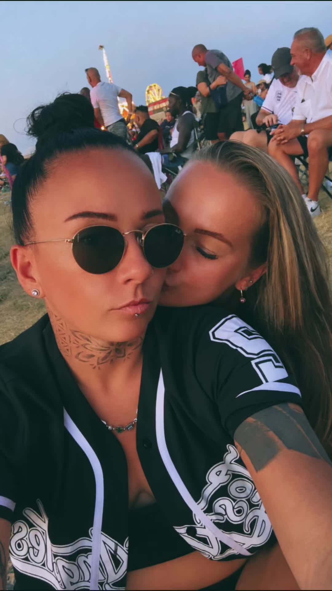 @lauralouise🏳️&zwj;🌈