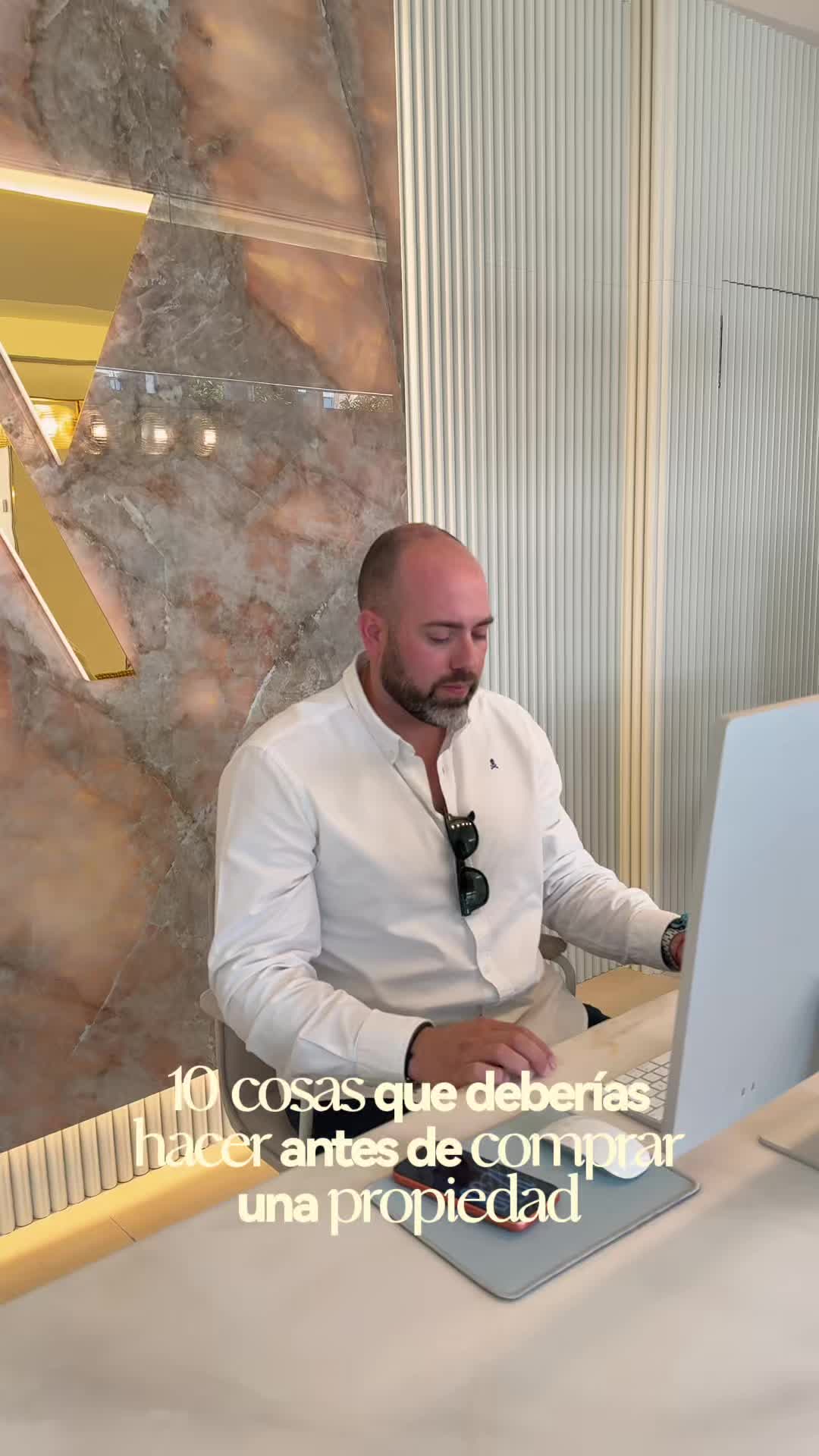 @Lucio Martínez