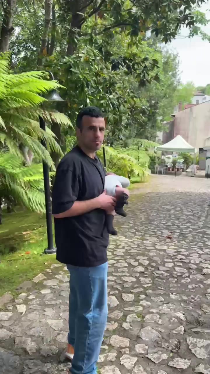 @Aaron_TheThunder