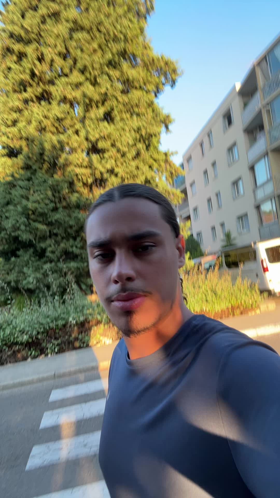 @7