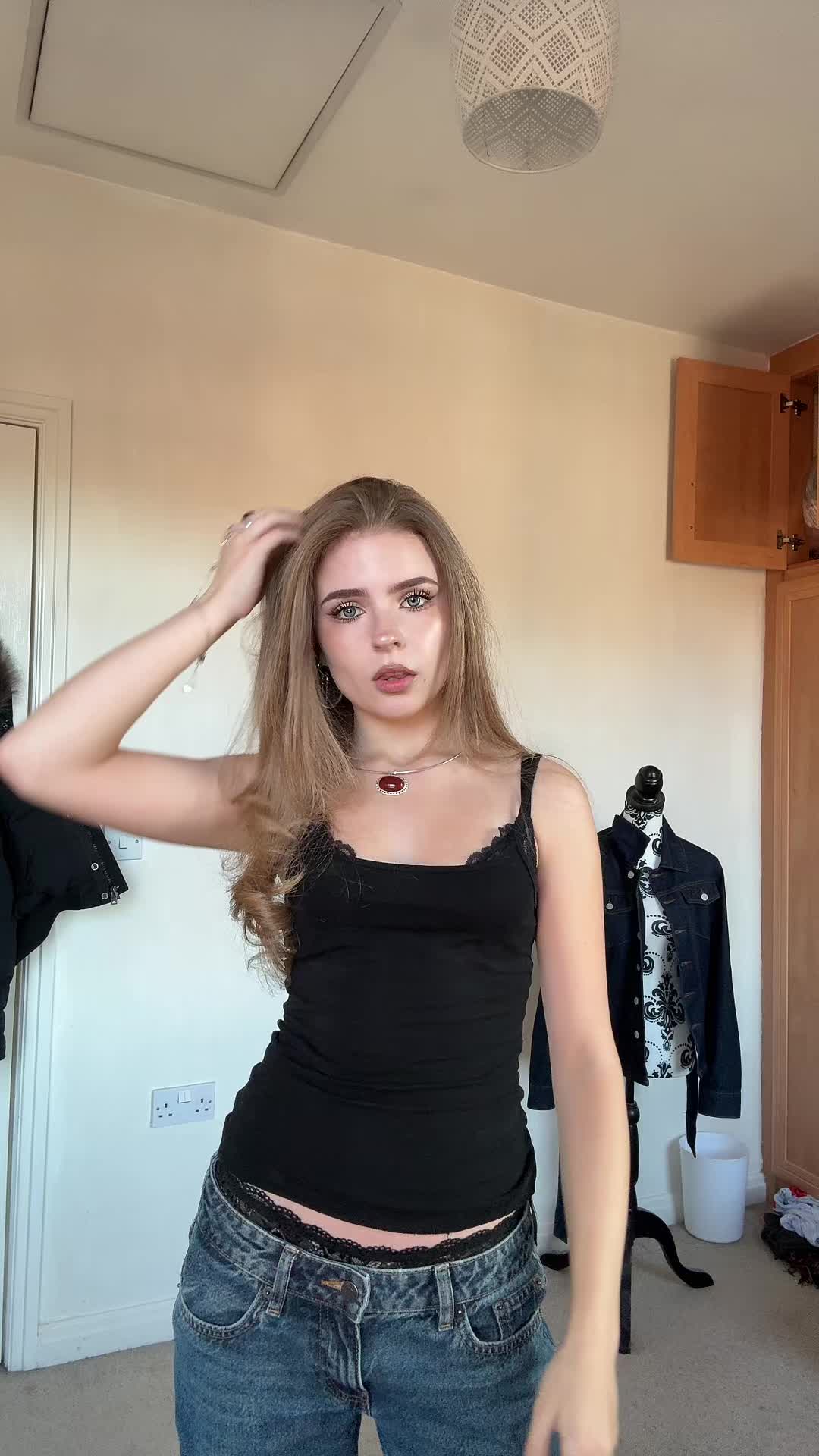 @⋆˚࿔ darcie 𝜗𝜚˚⋆