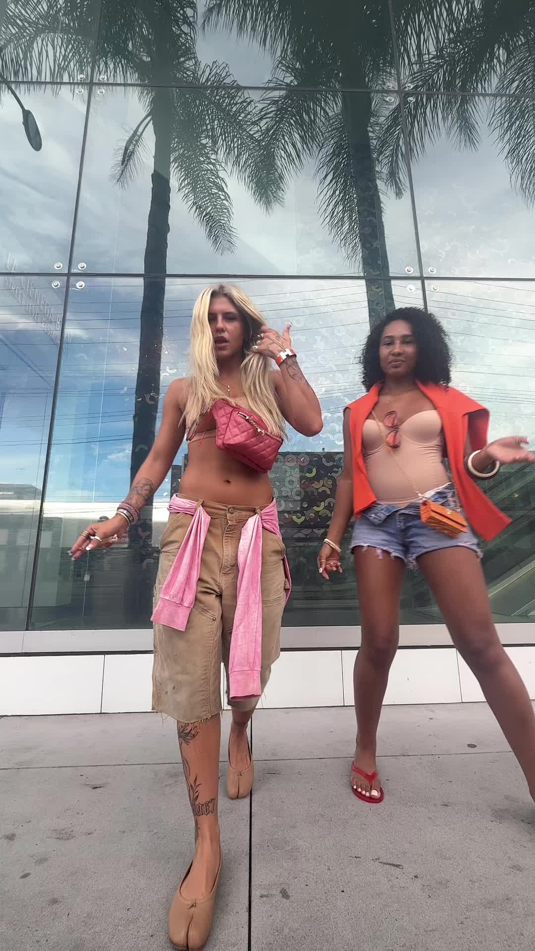 @skyenewman__