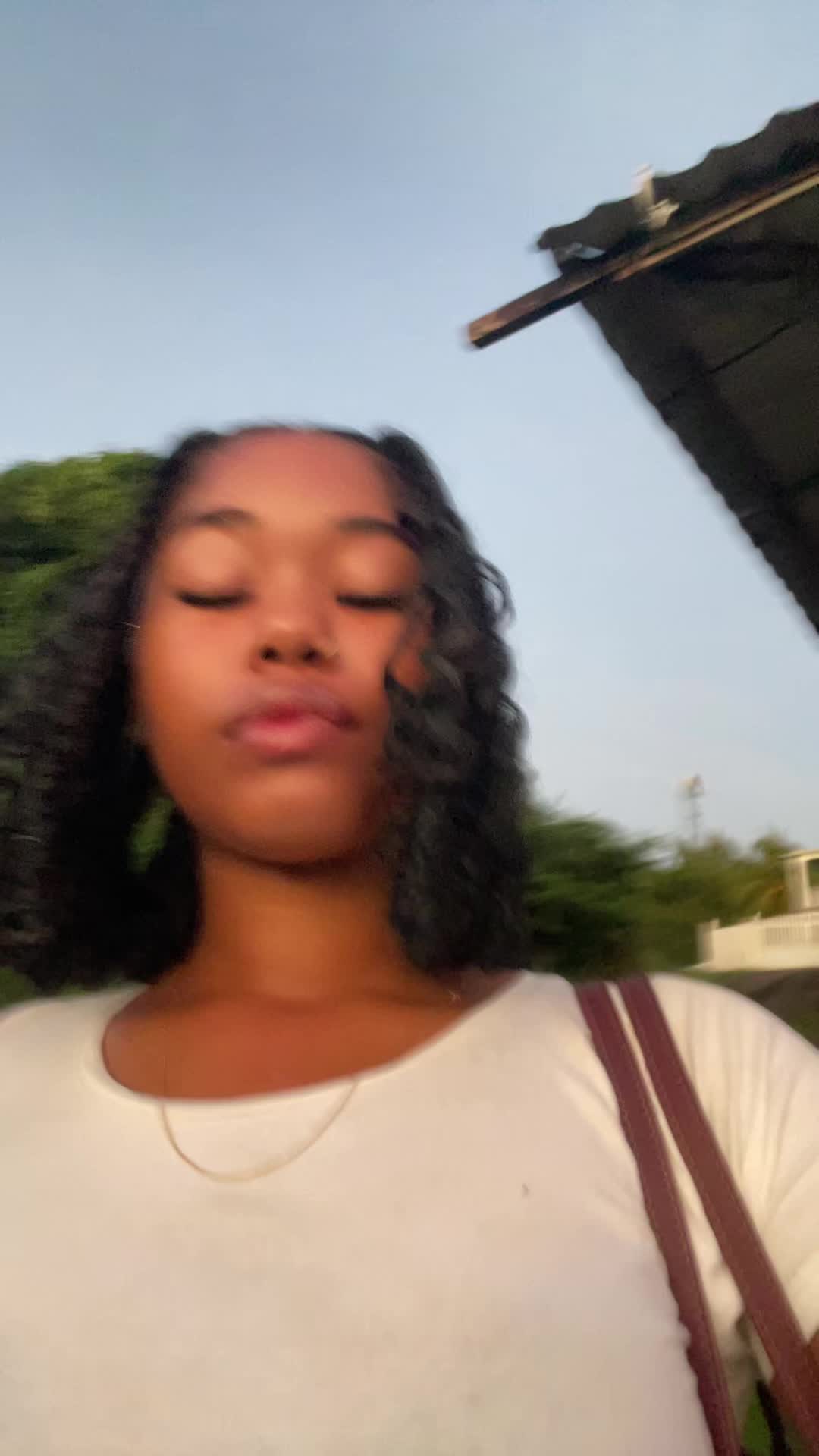 @Ambre🪭