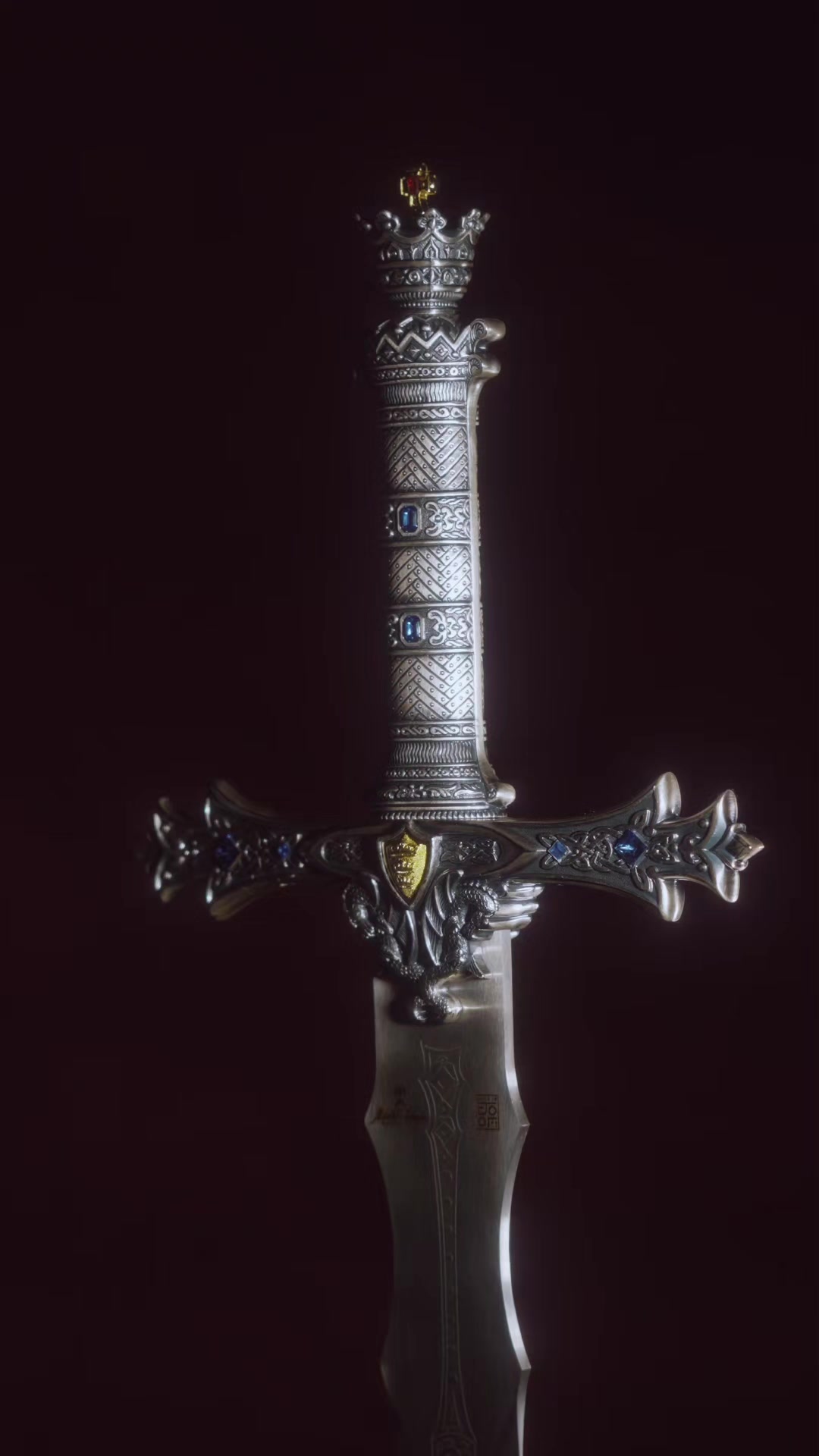 @The Knight's Vault