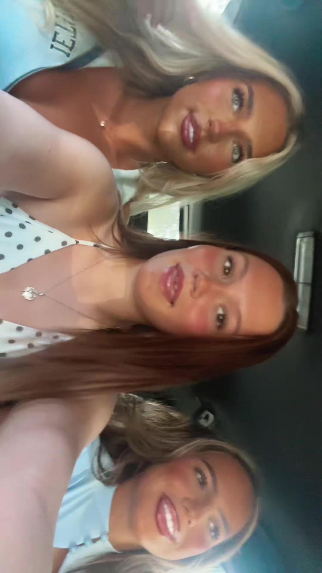@jorjalavinia