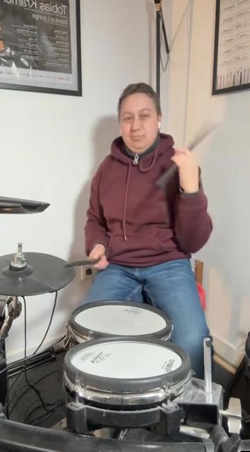 @𝕱𝖊𝖑𝖎𝖝