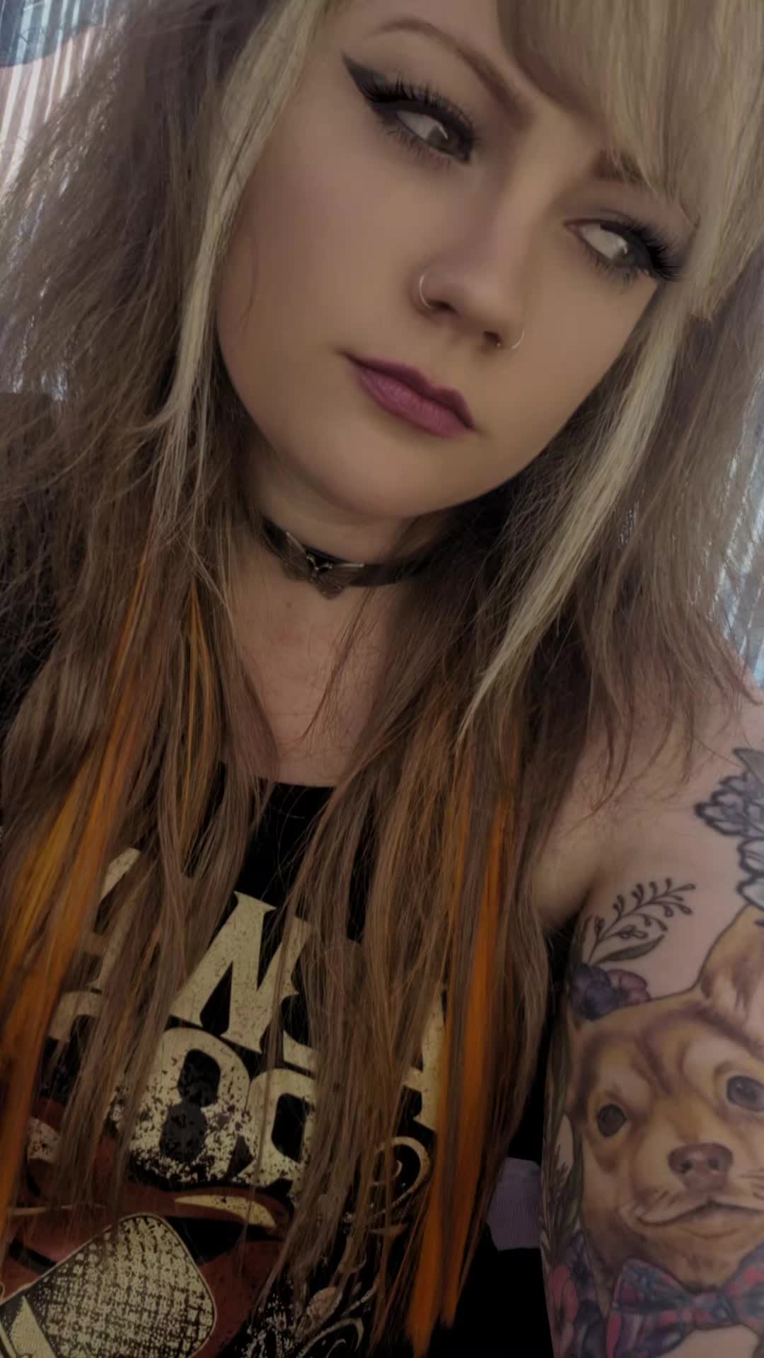@HayleyCakes
