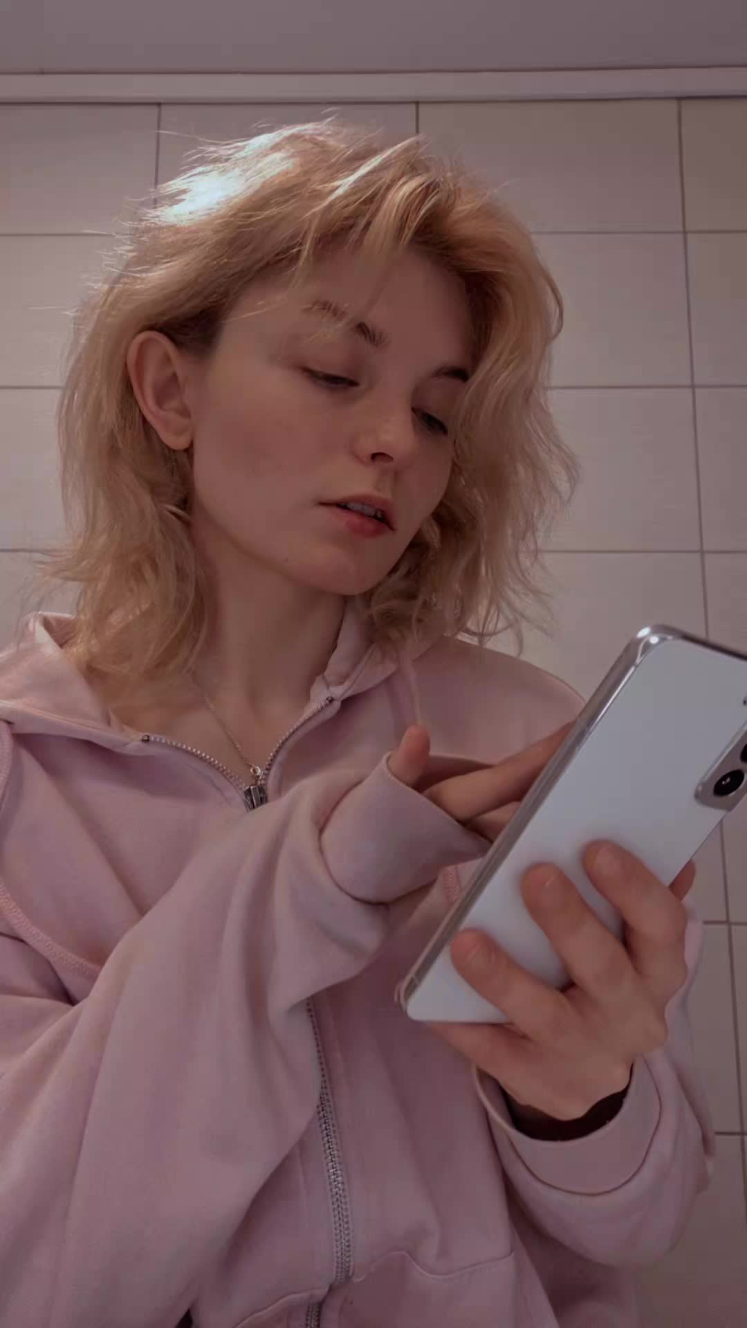 @Vee