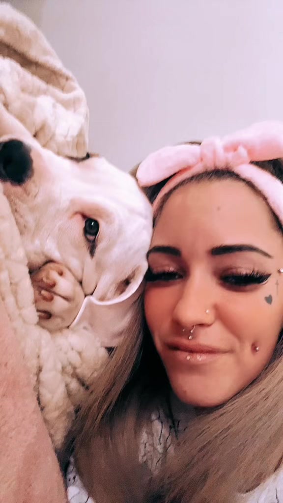 @🎀✨𝕴𝖓𝖐𝖊𝖉_𝕯𝖊𝕷𝖚𝖃𝖊✨🎀