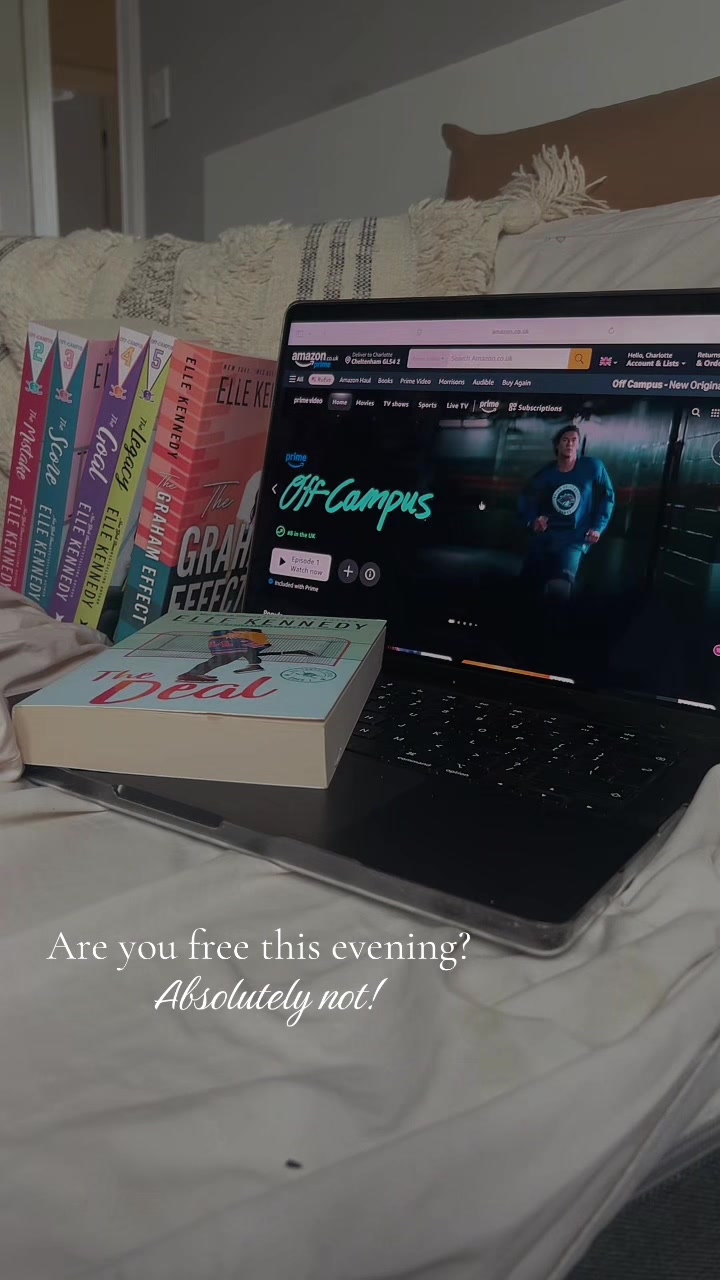 @Charlotte Katie 🎀 | Author 📖