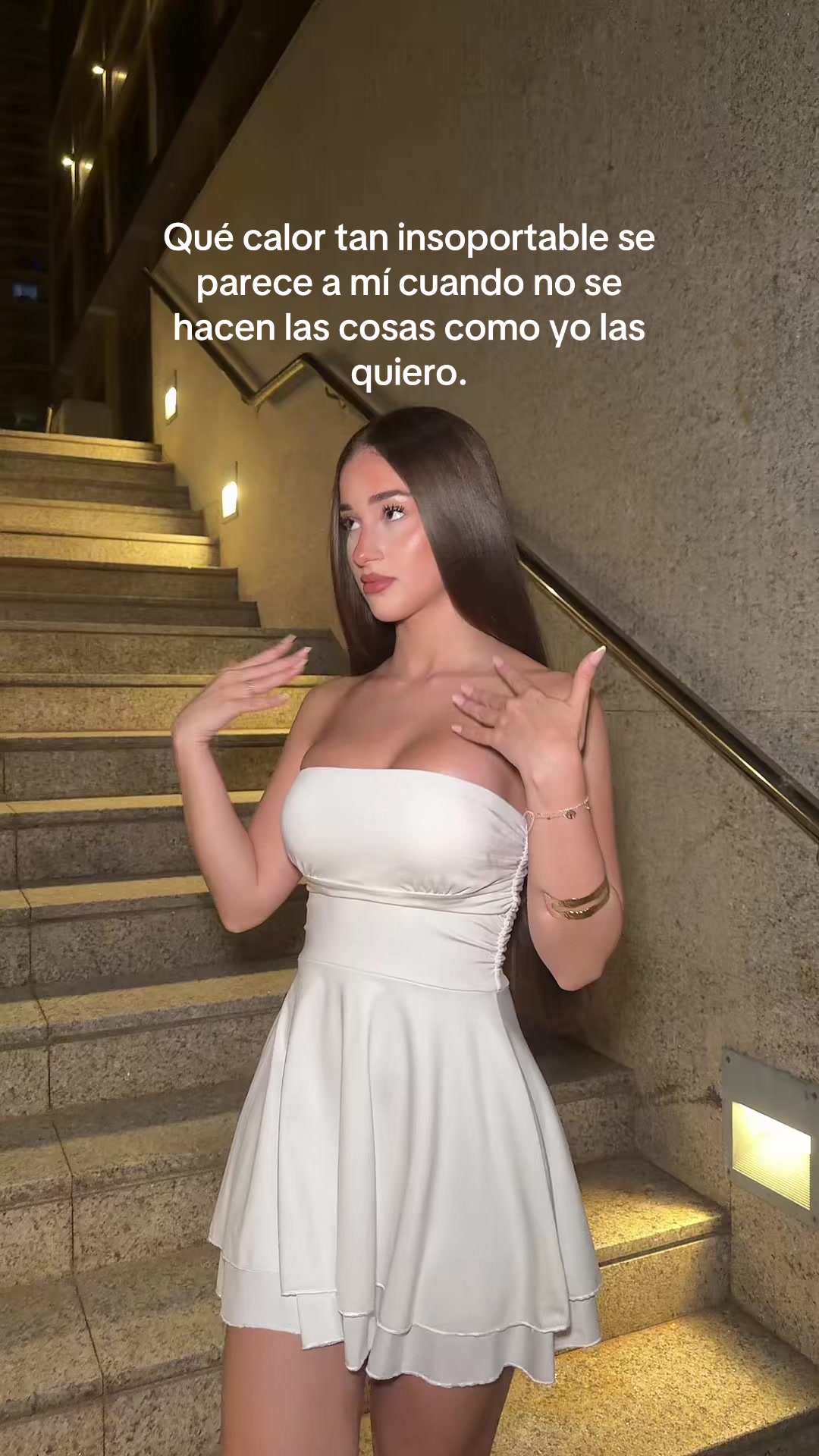 @helenaanguloo
