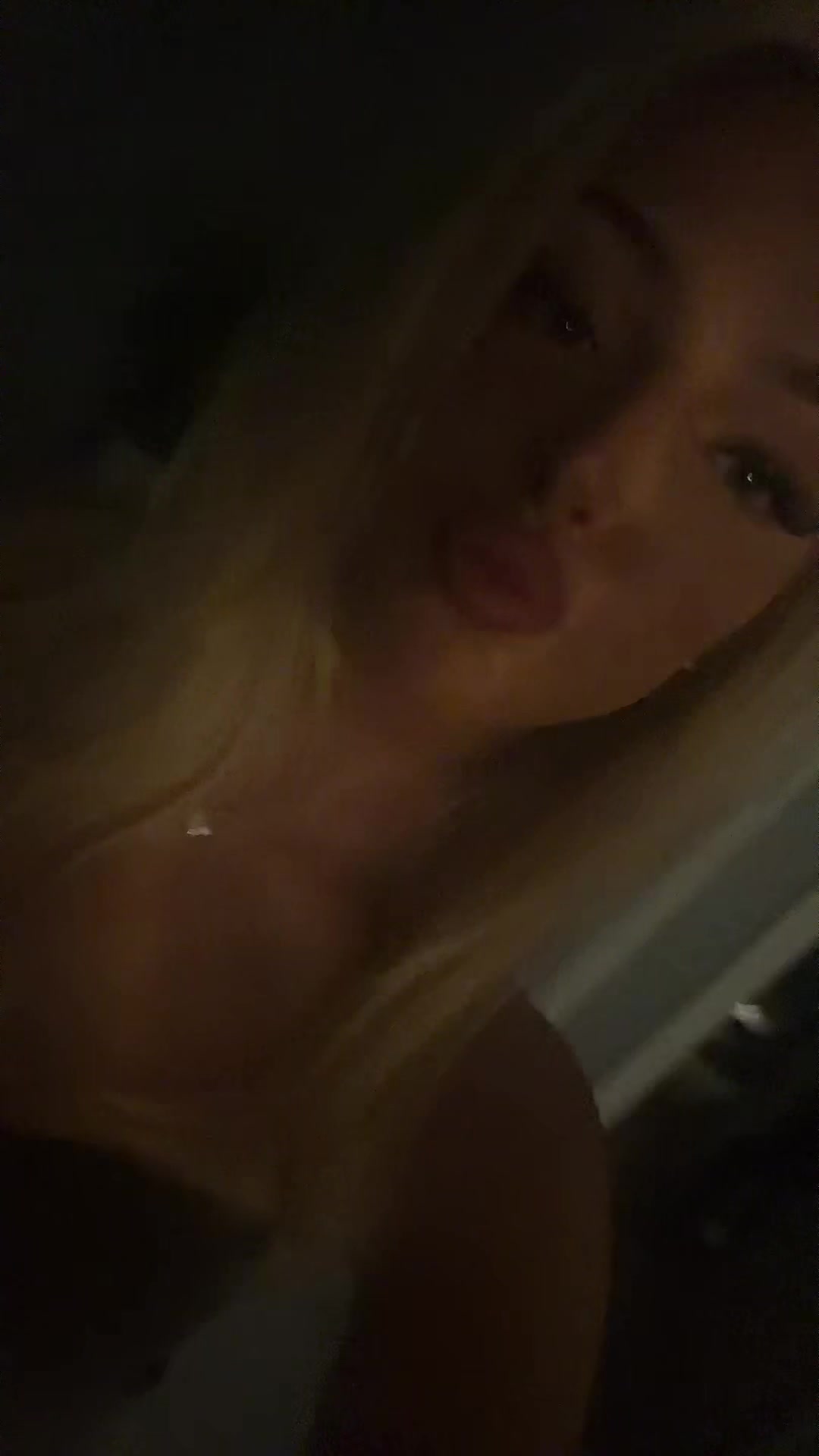@holly