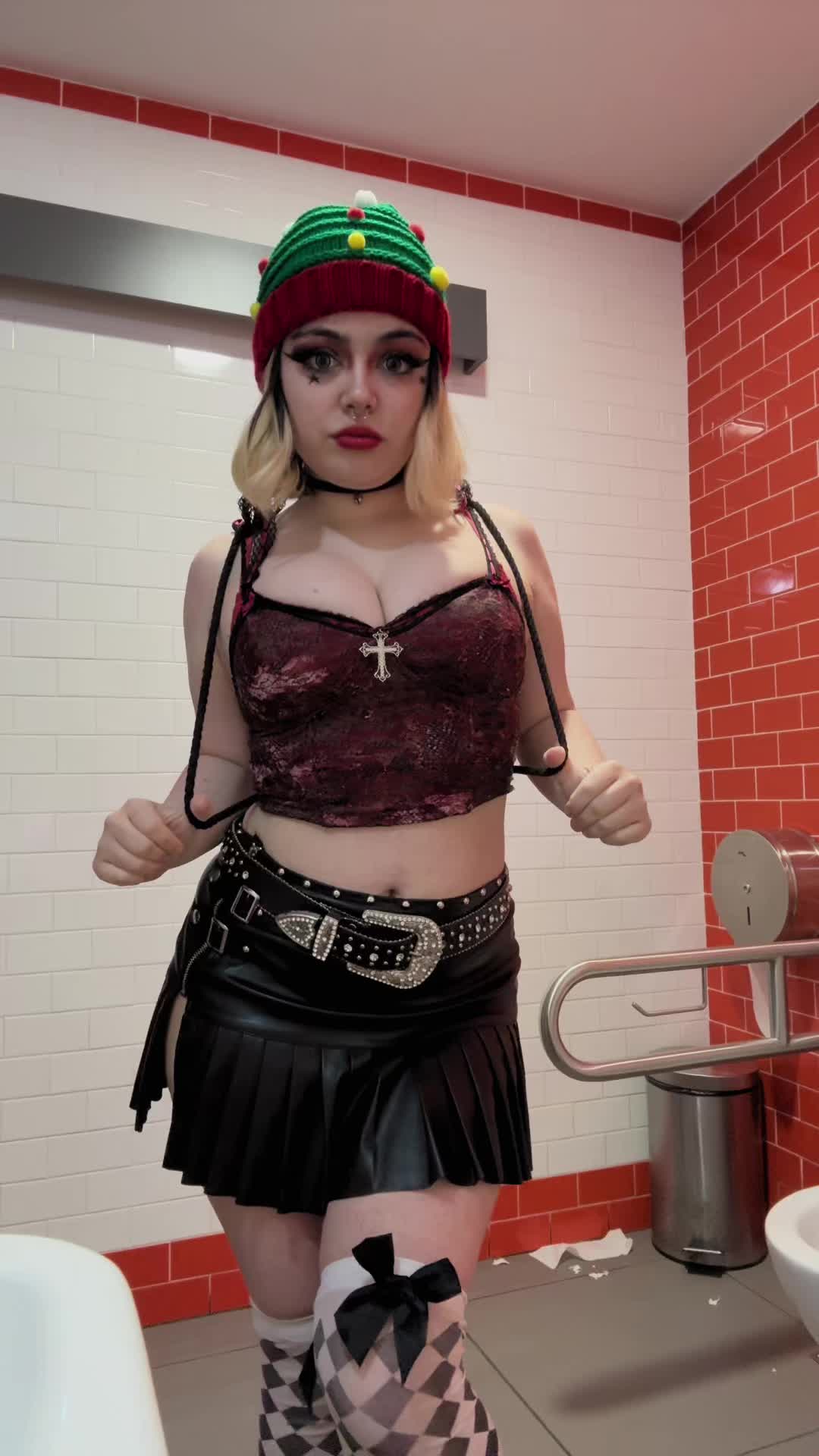 @ксион королева ໒꒰ྀིっ˕ -｡꒱ྀི১