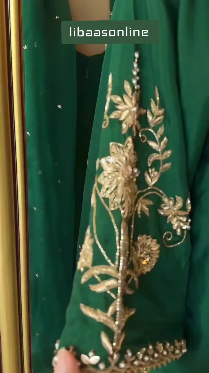 @ਲਿਬਾਸ by ਕੌਰ