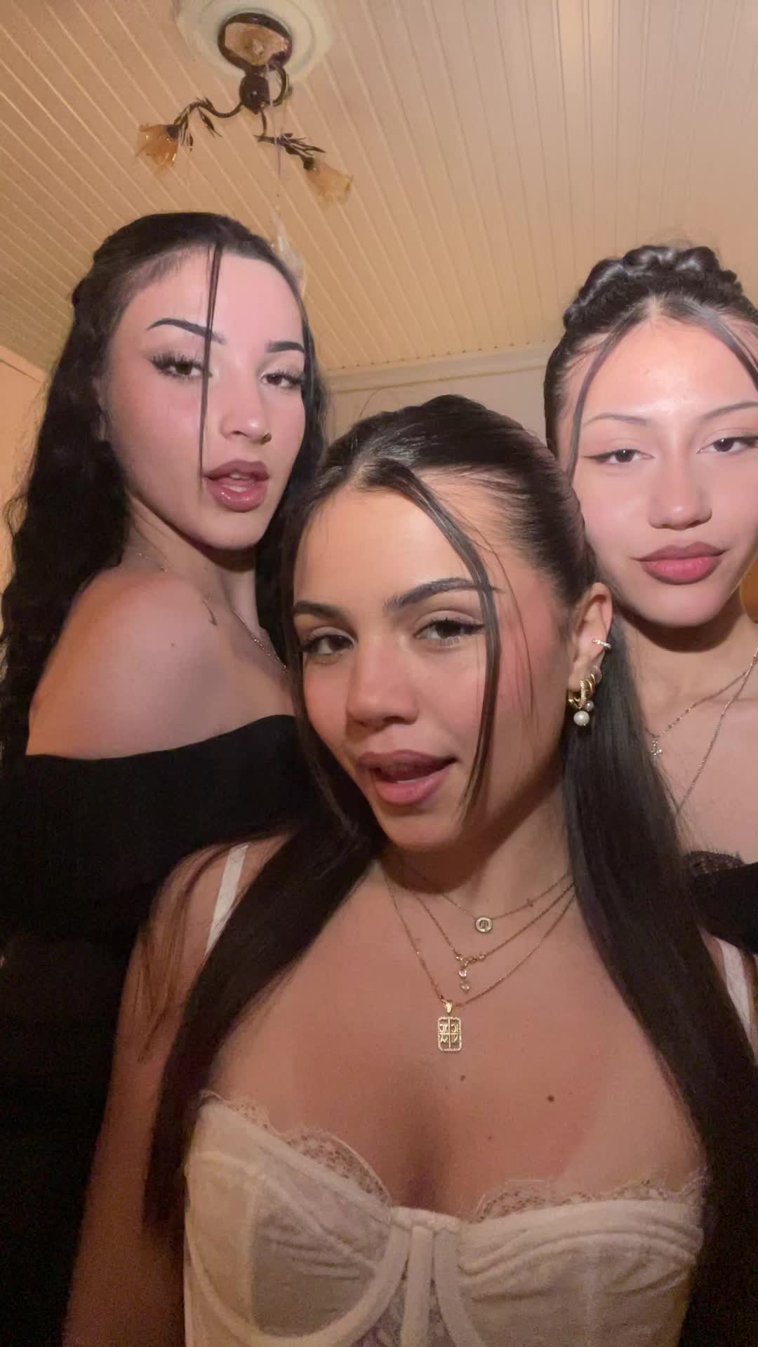 @athinoula