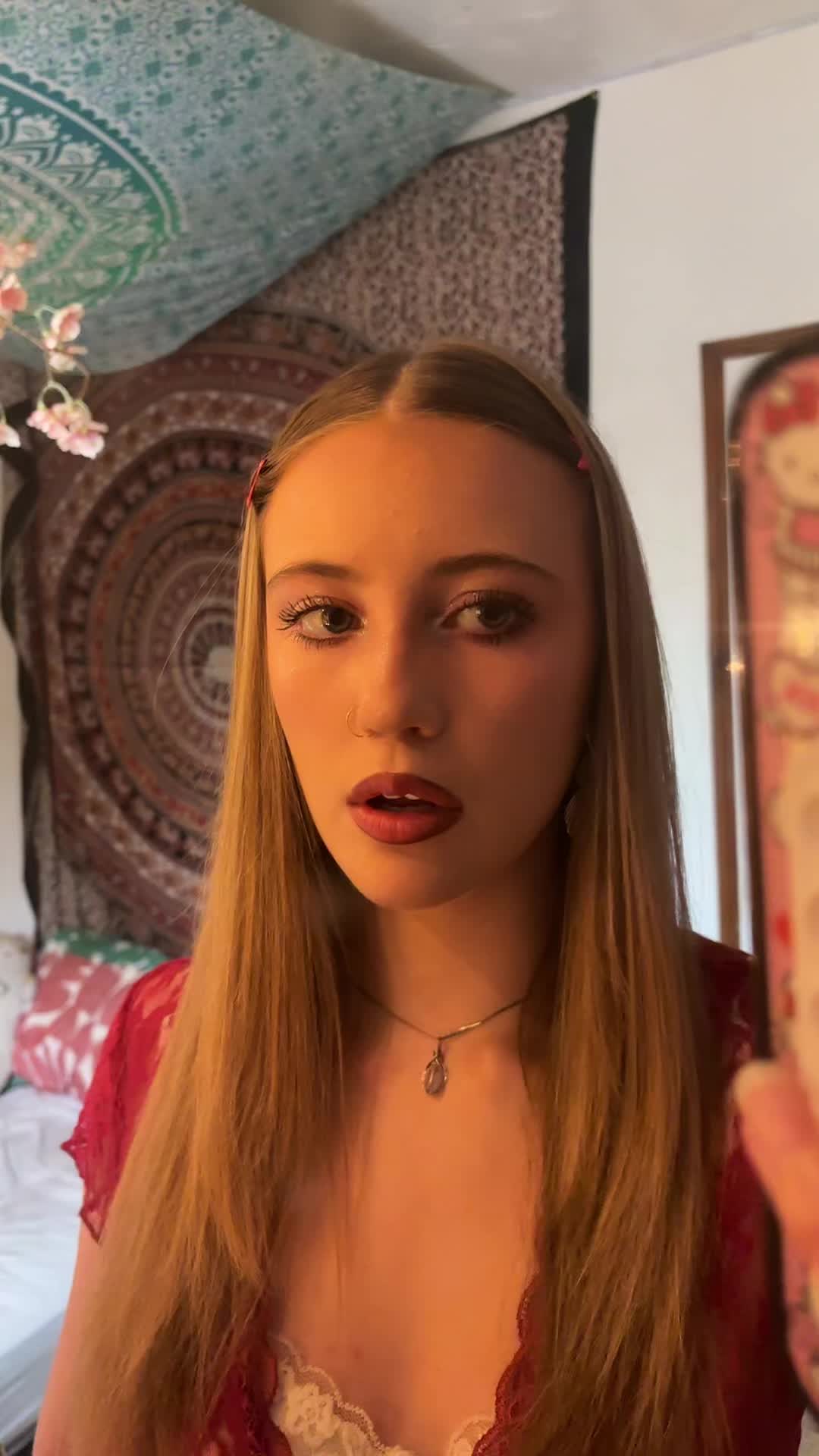 @️