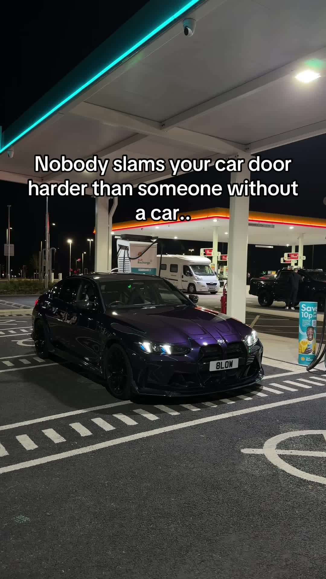 @8loww