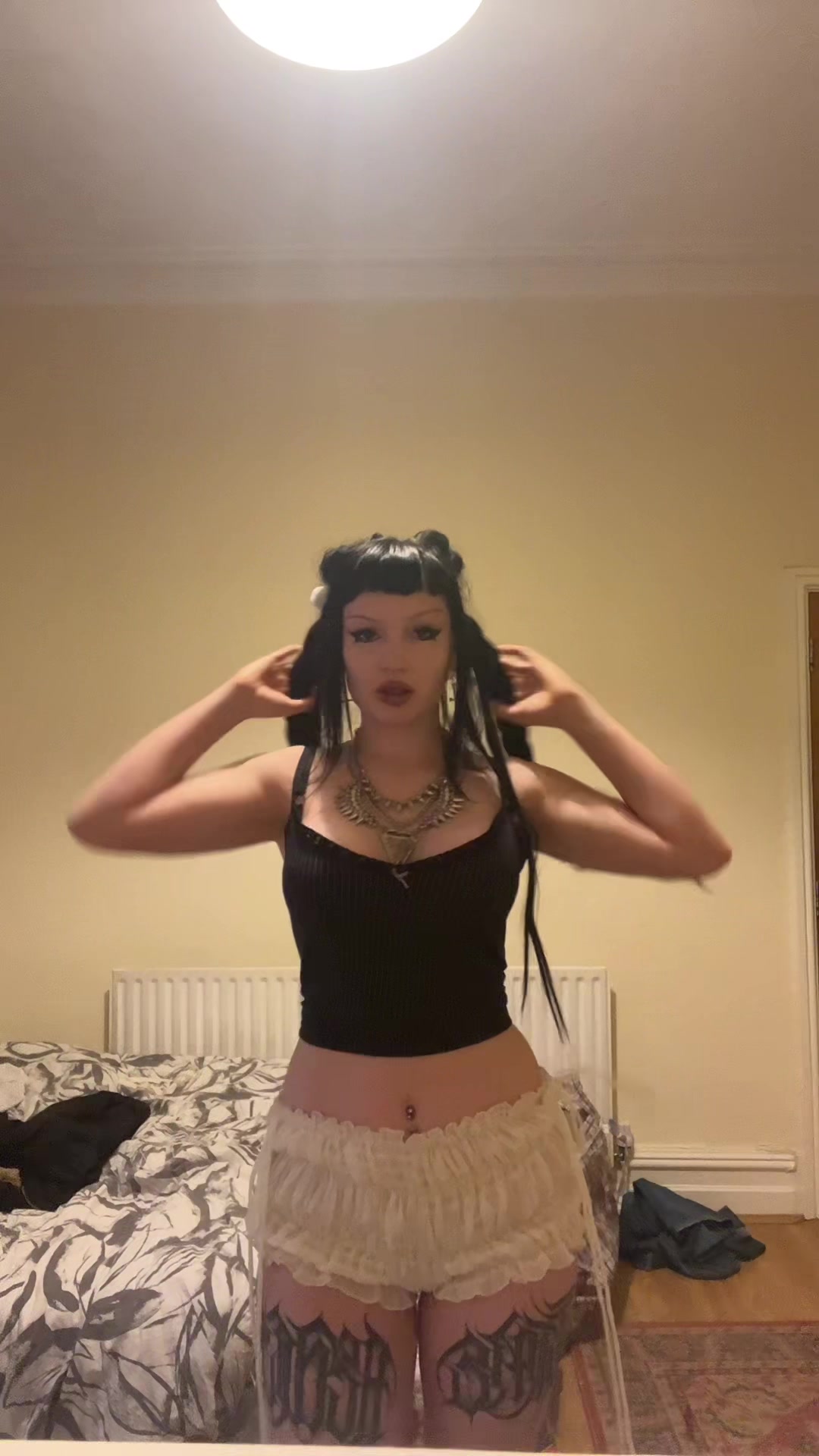 @Lara