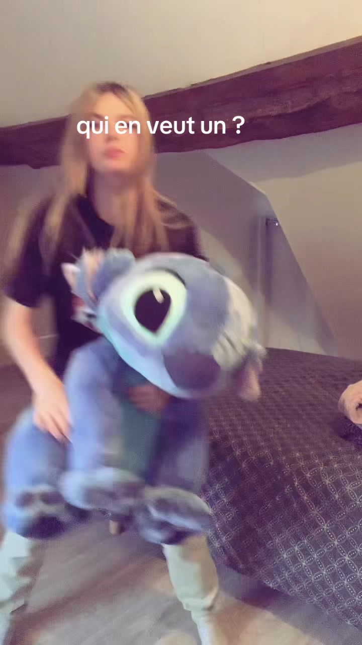 @gwen🕷️🖤💗🤍