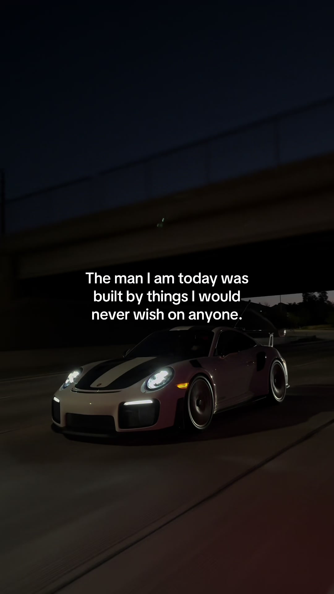 @￼
