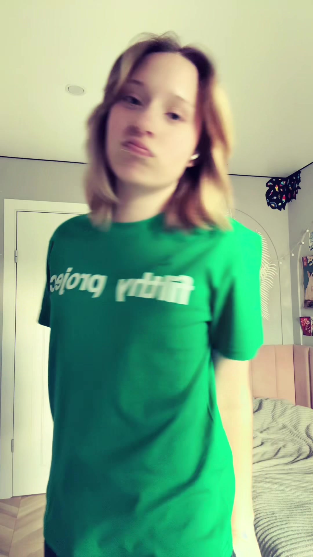 @xeniafr4