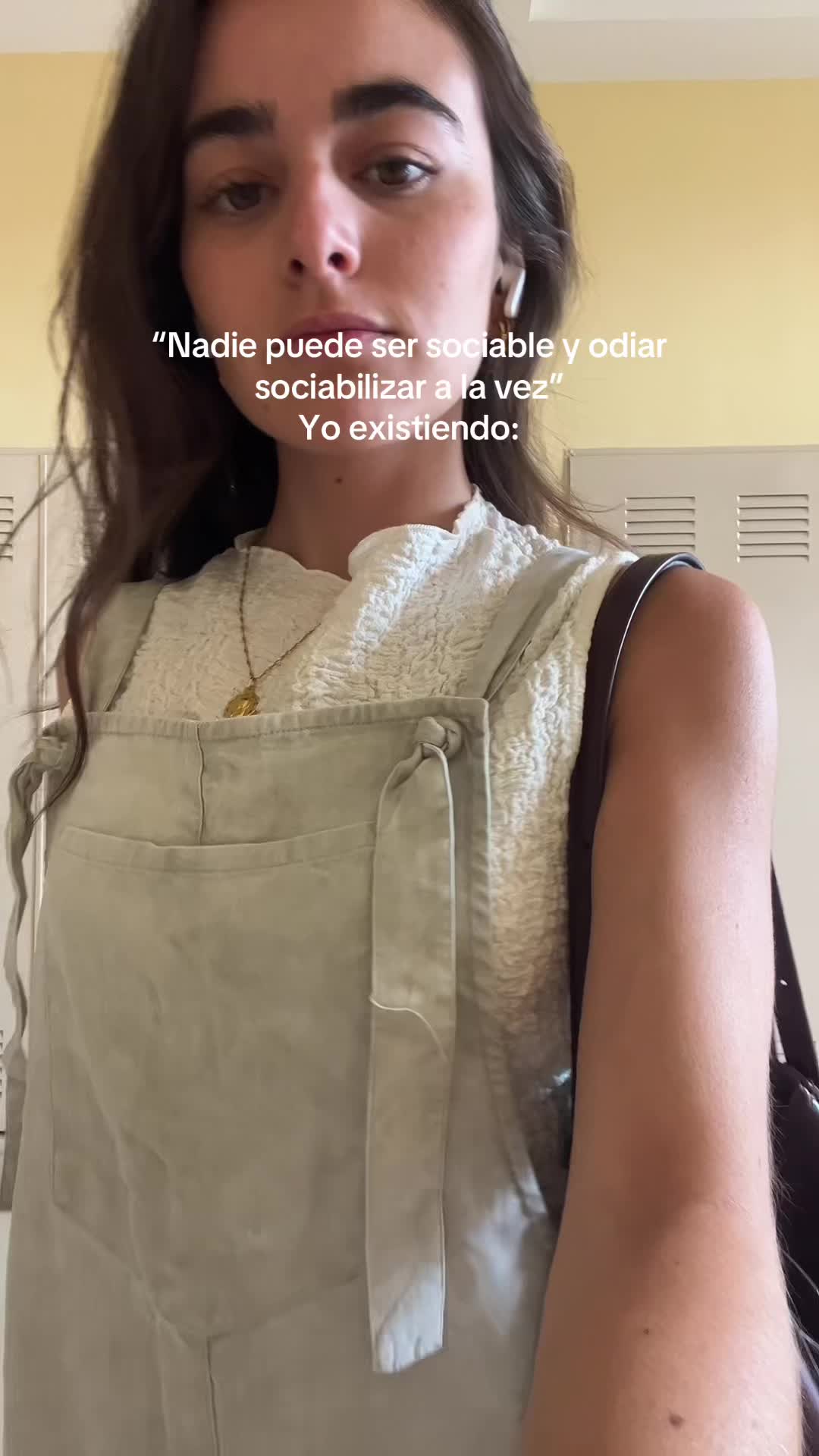 @elenaluugo