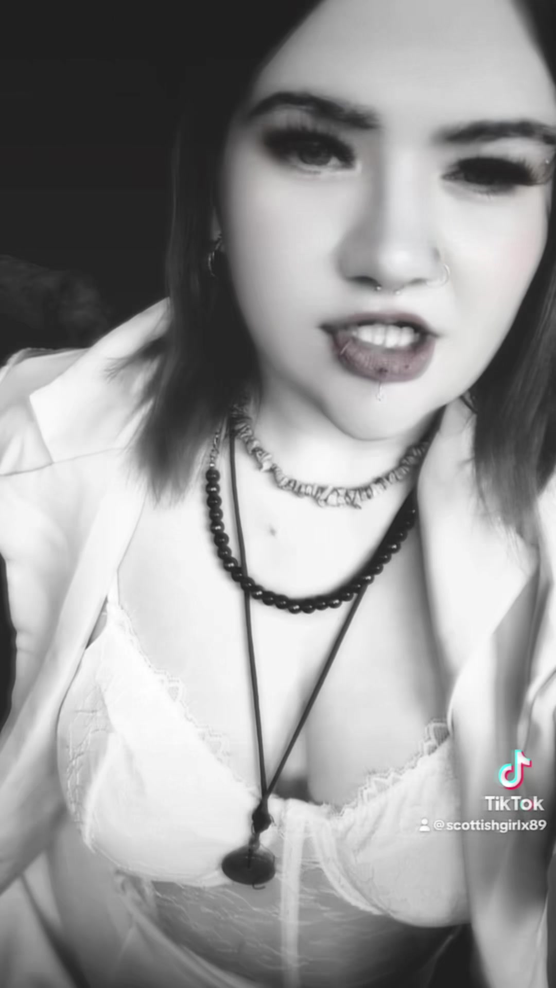 @✨Jenny👑🏴