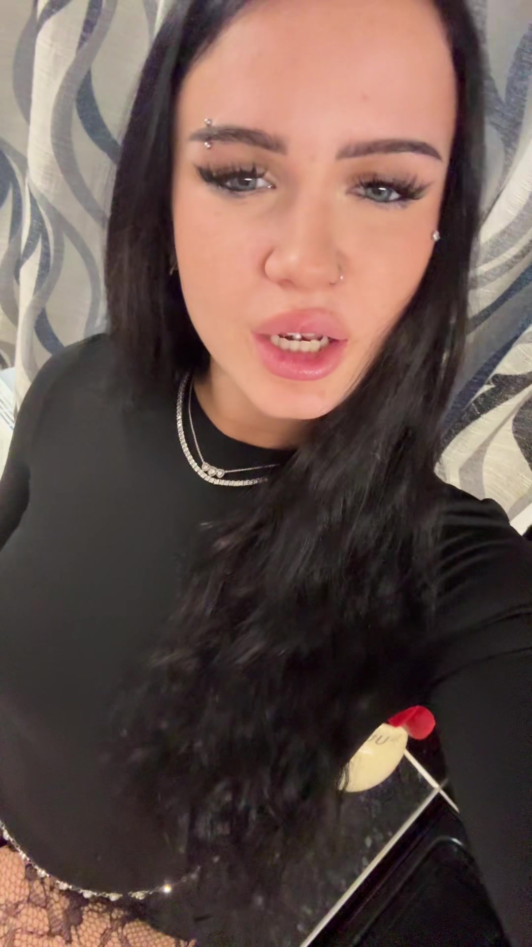@amblouu_