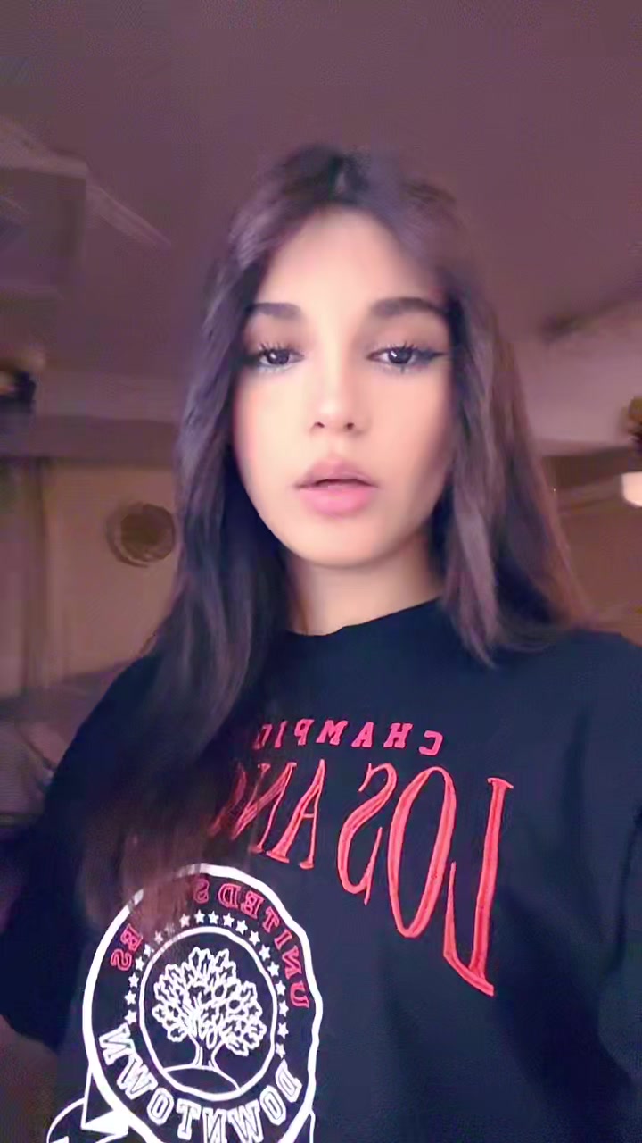 @𝐃🐈⬛𝐞𝐥𝐢