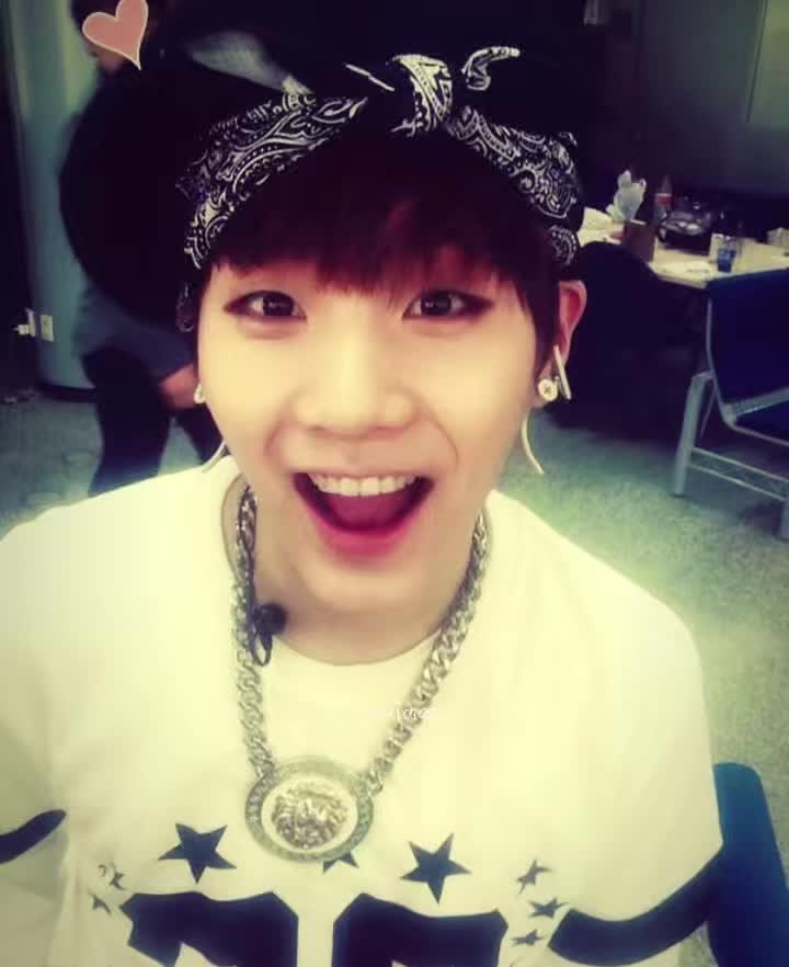 @꧁𝄞༺maimae༻𝄞꧂