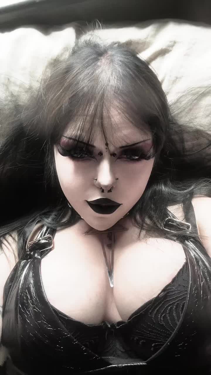 @⁺‧₊˚ ཐི⋆ ℭ𝔦𝔞𝔯𝔞 ⋆ཋྀ ˚₊‧⁺