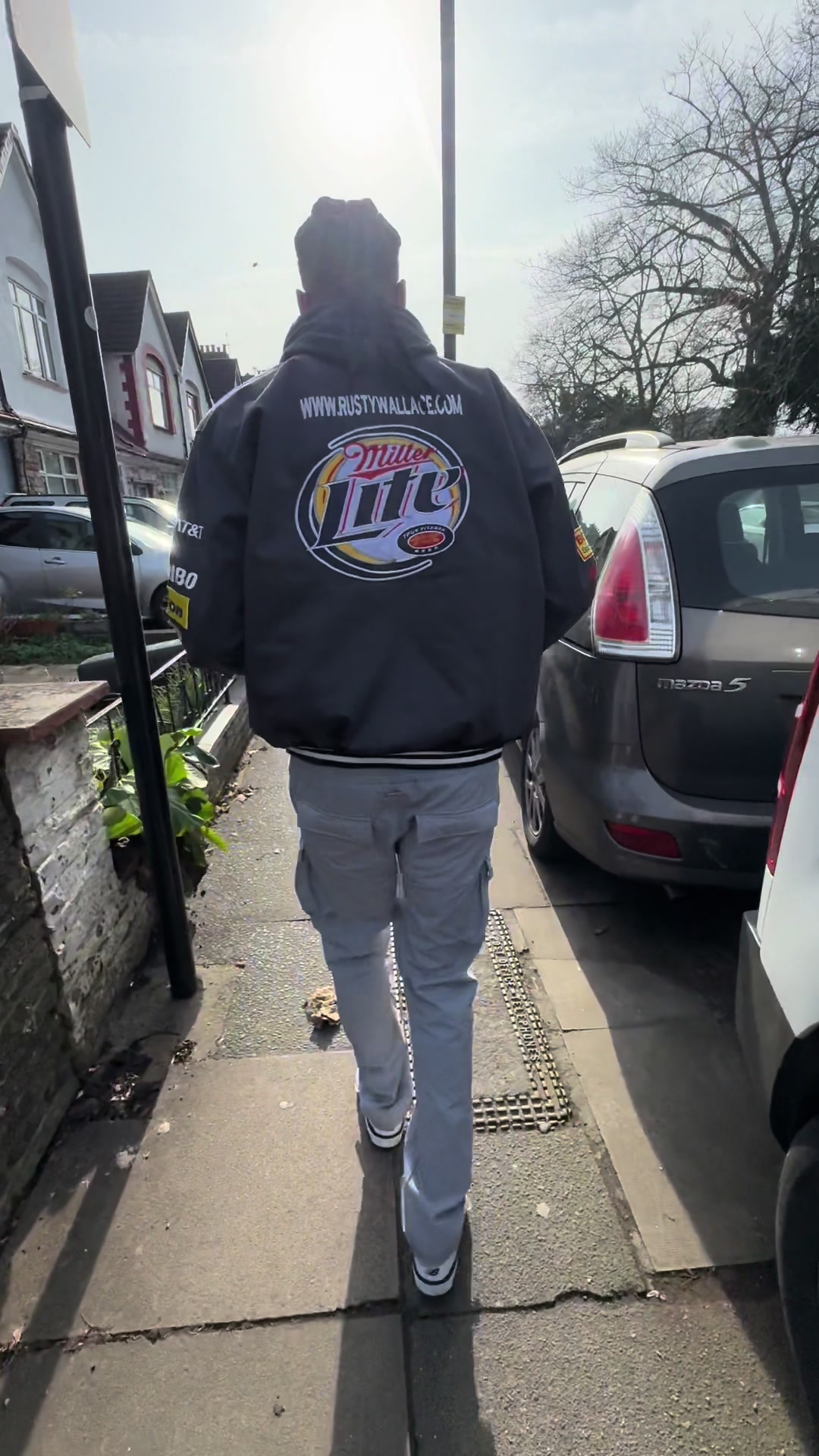 @92Nipsey🇬🇧🇲🇺