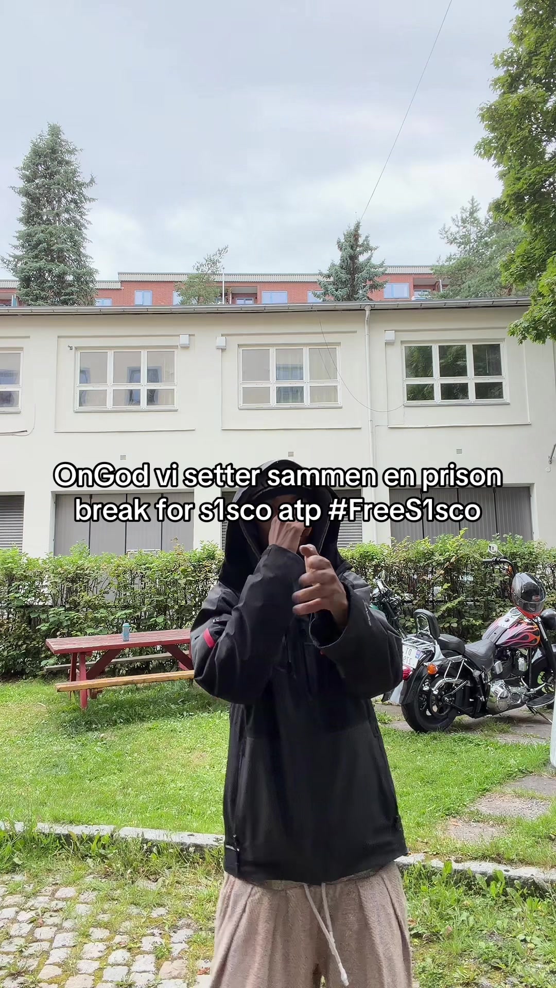@raxmoe